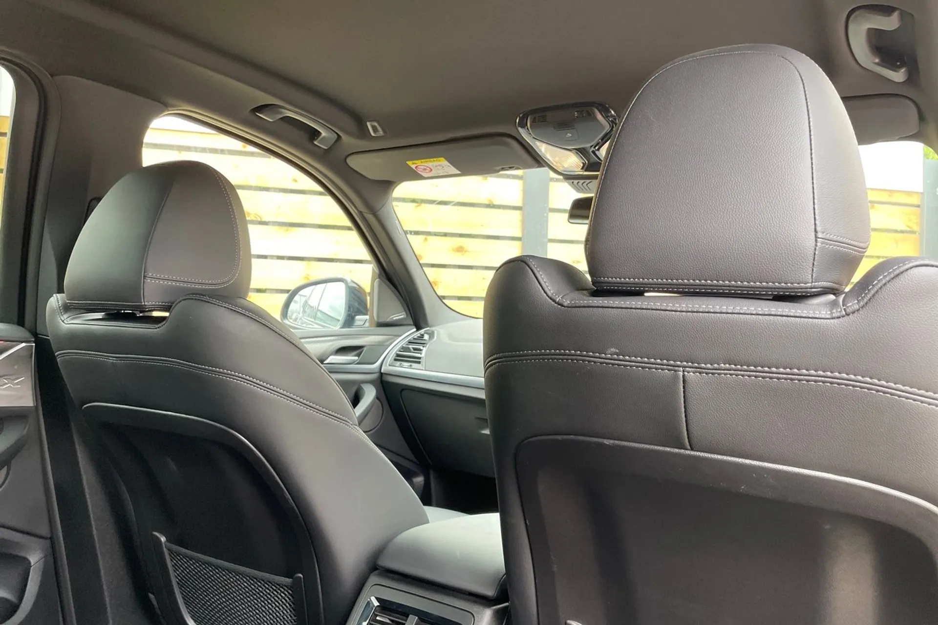BMW X3 thumbnail image number 23