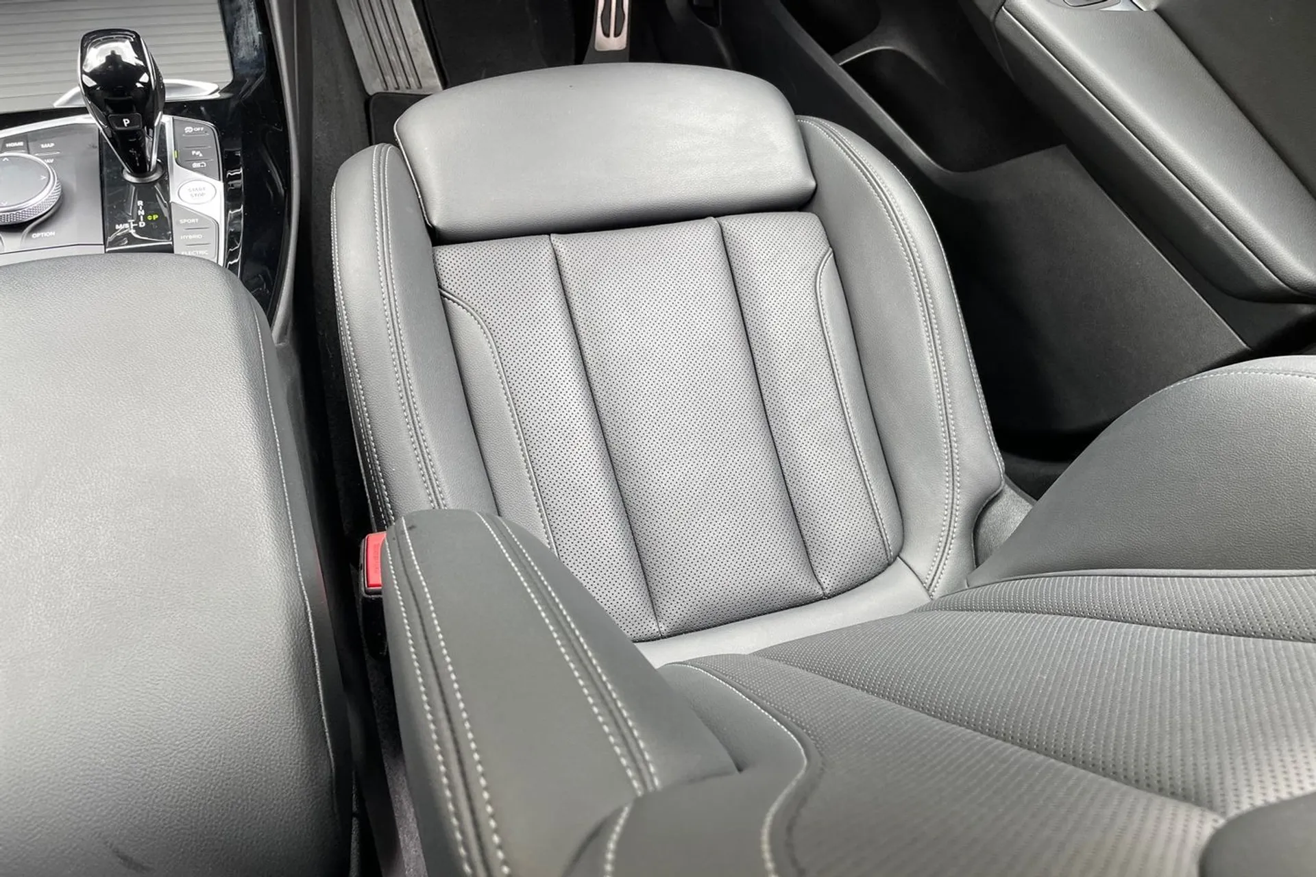 BMW X3 thumbnail image number 33