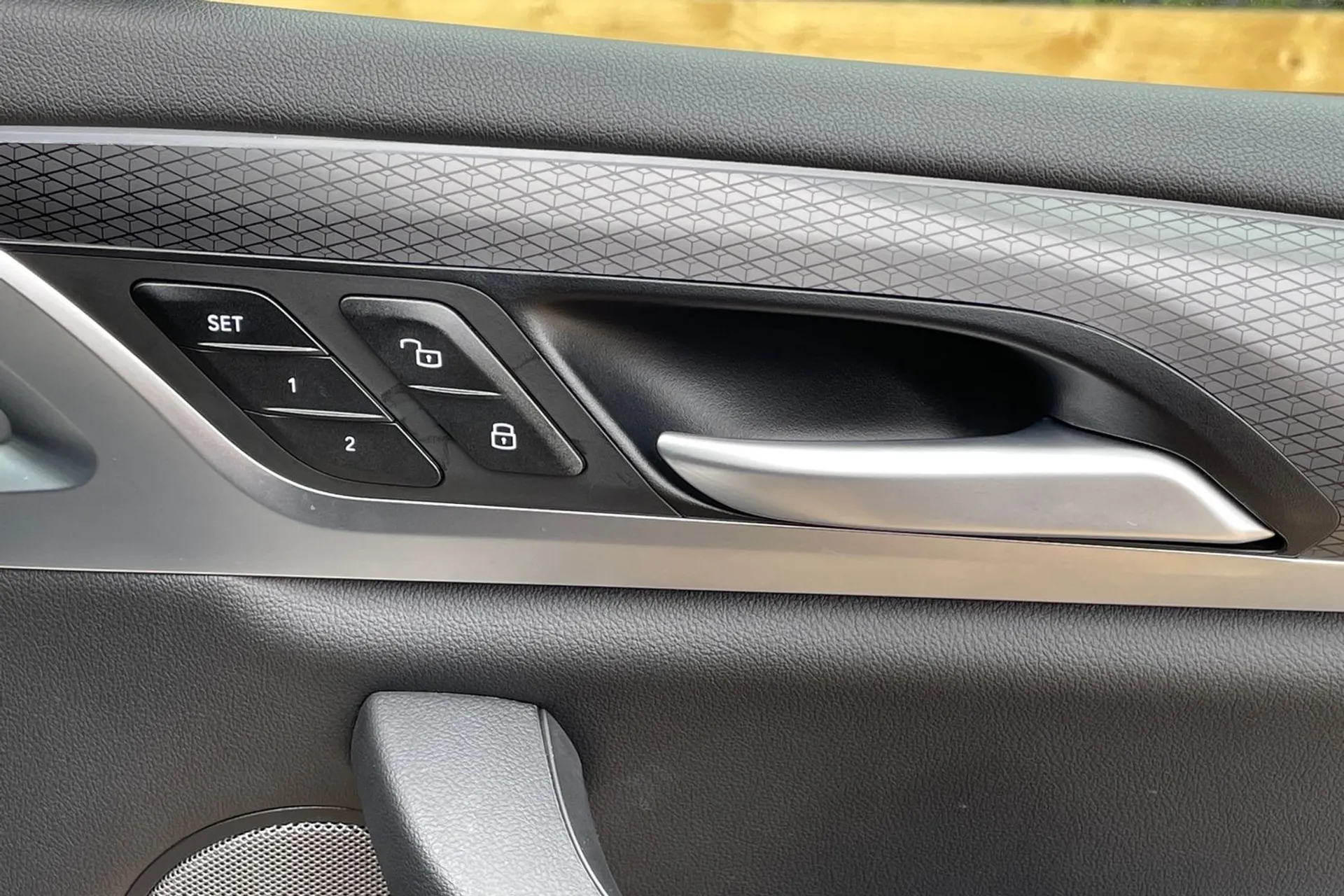 BMW X3 thumbnail image number 44