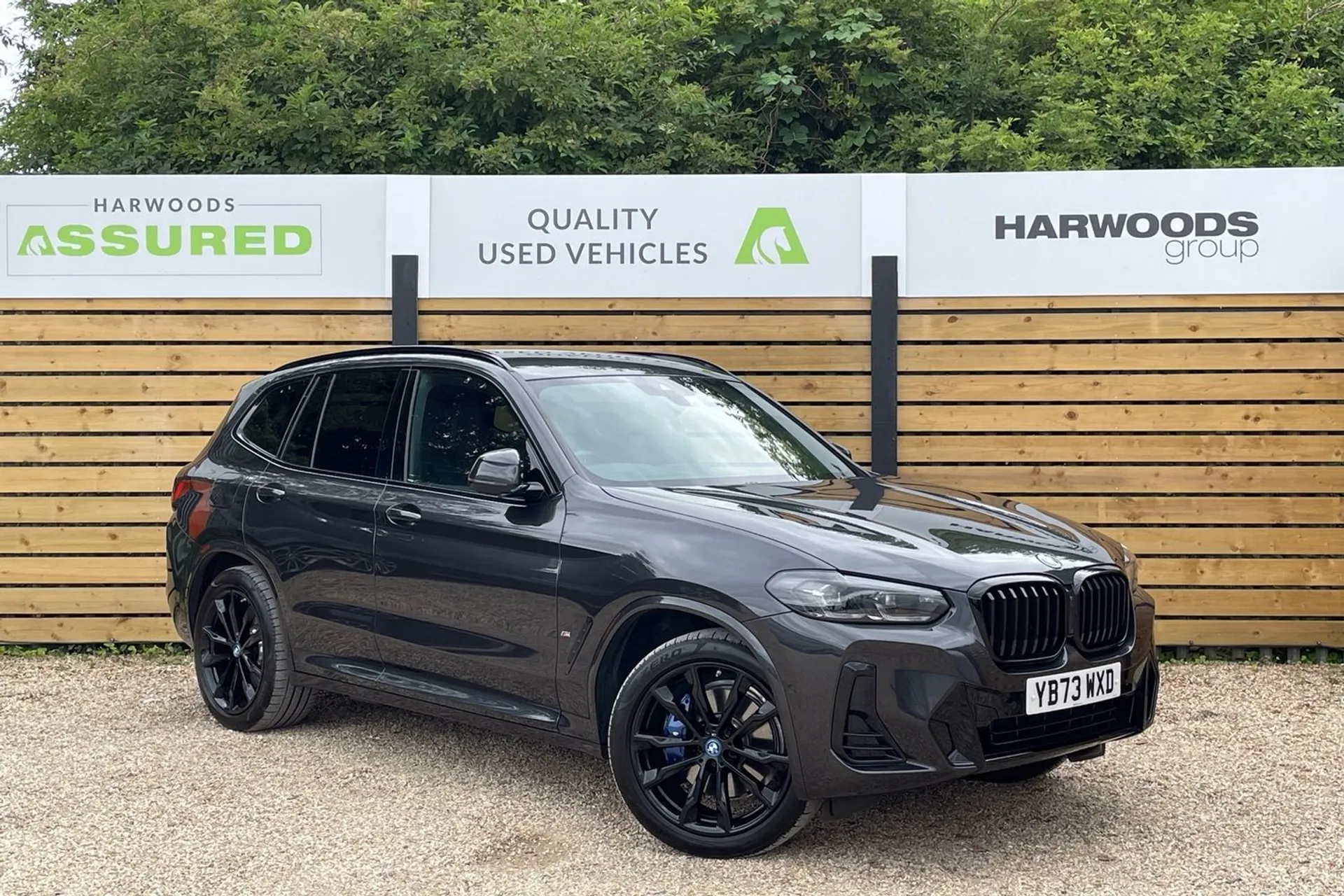 BMW X3 focused image