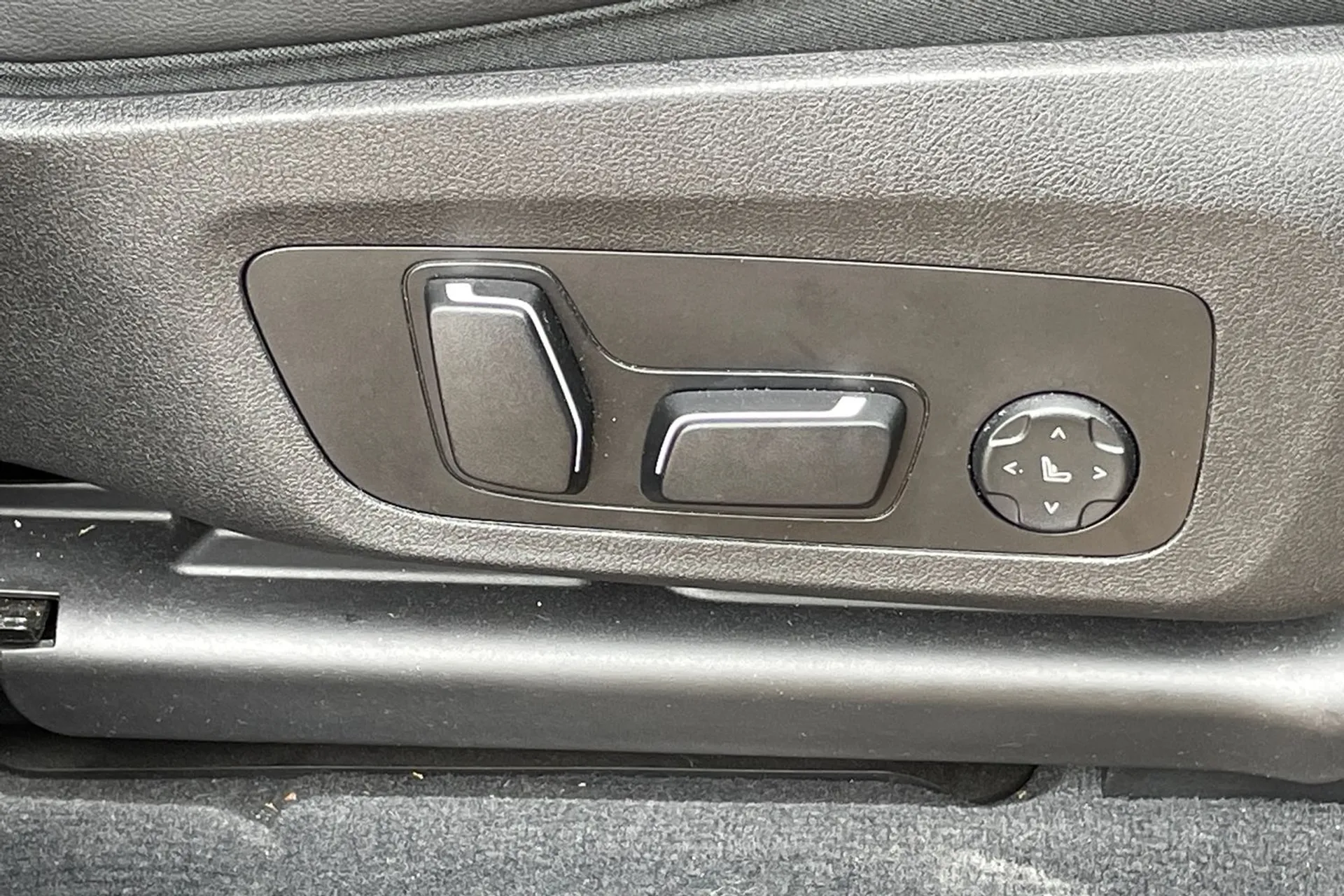 BMW X3 thumbnail image number 47