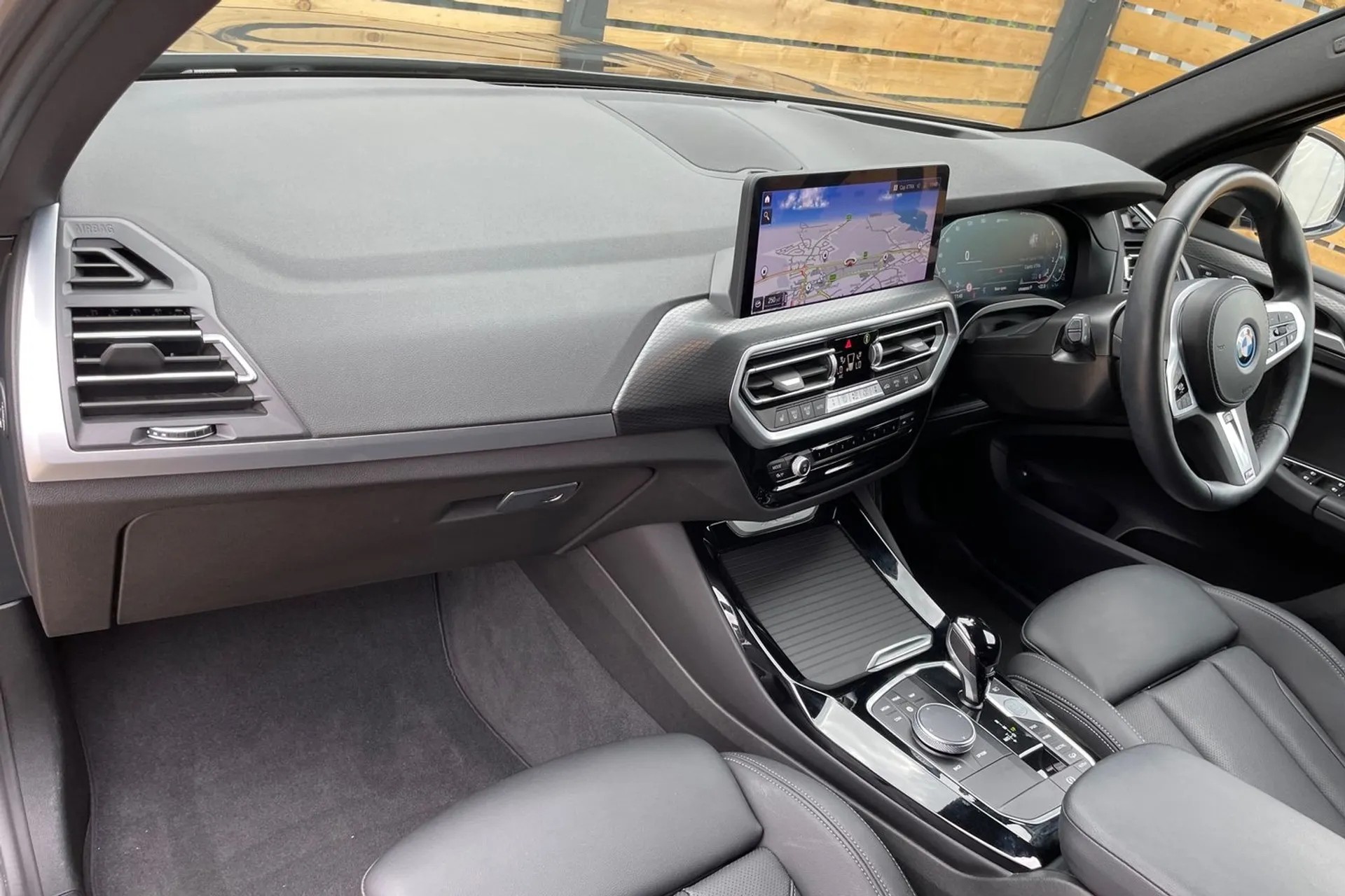 BMW X3 thumbnail image number 27