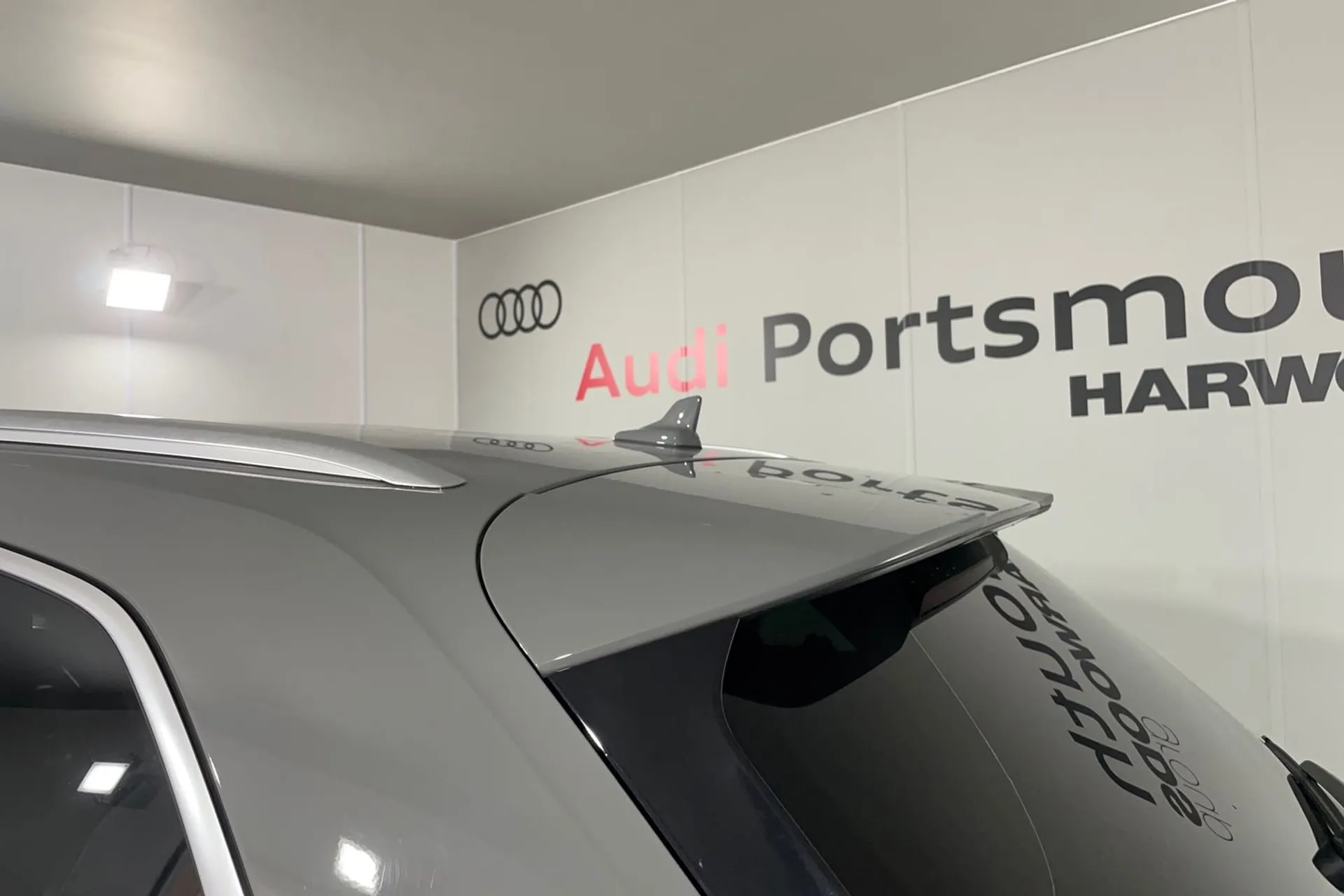 Audi Q5 thumbnail image number 14