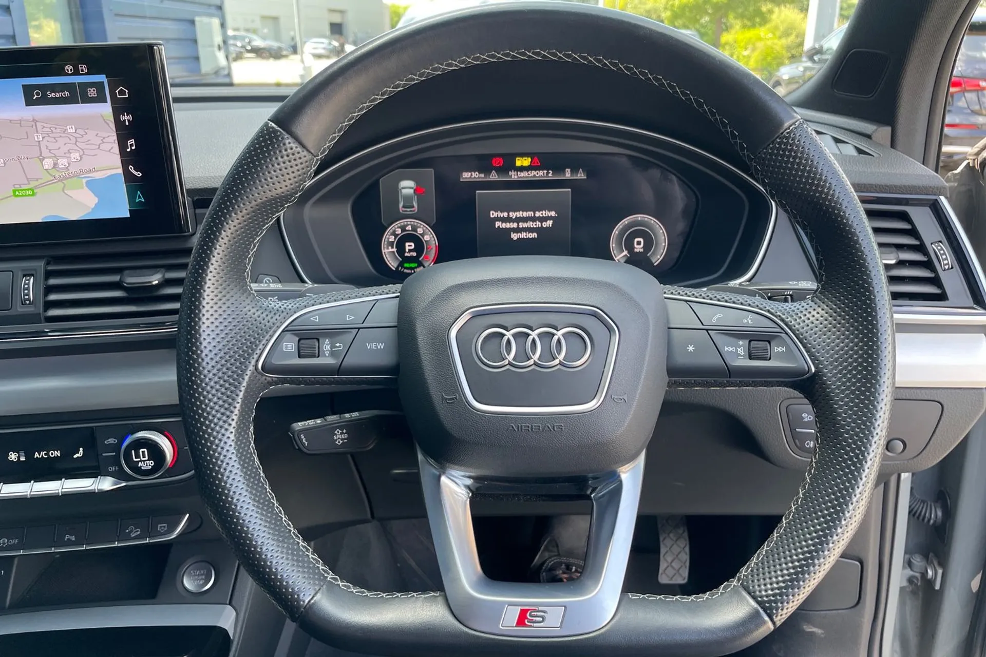 Audi Q5 thumbnail image number 37