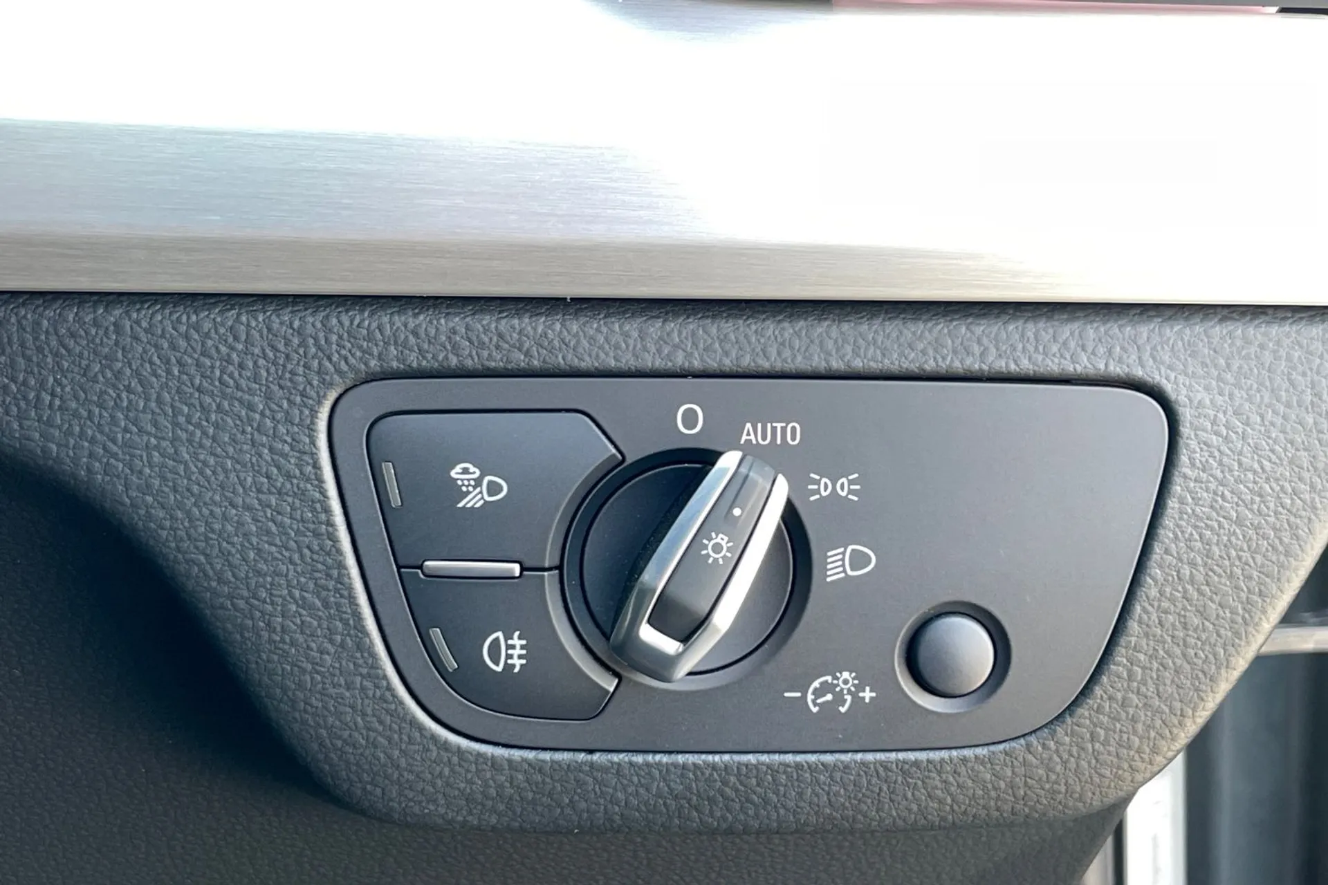 Audi Q5 thumbnail image number 54