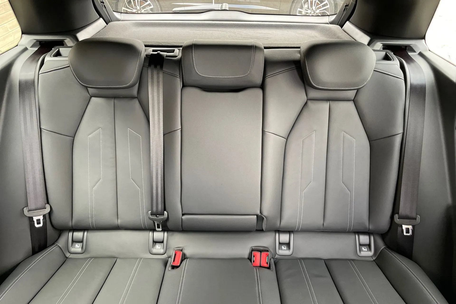 Audi Q4 e-tron thumbnail image number 28