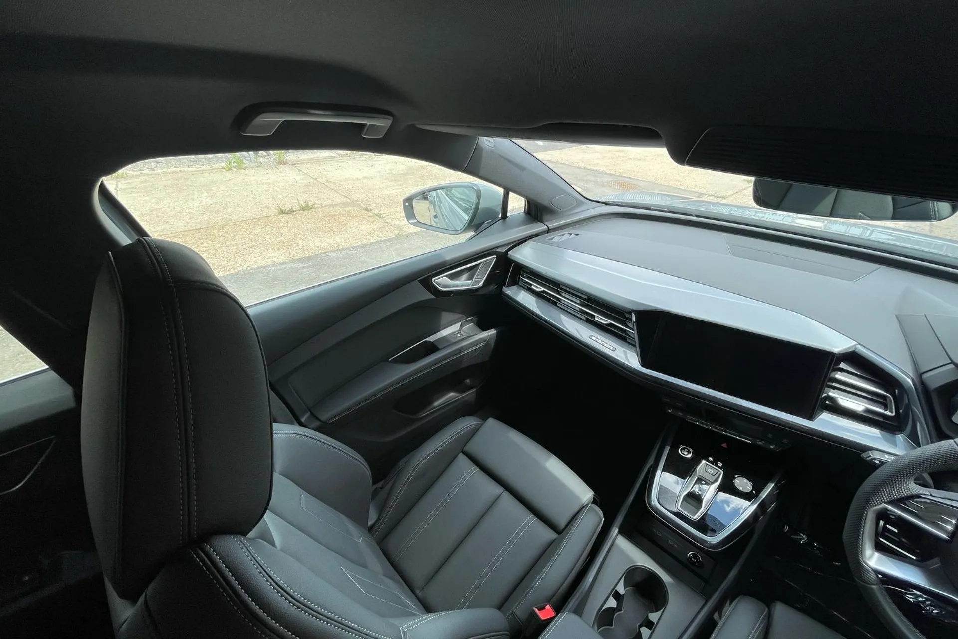 Audi Q4 e-tron thumbnail image number 29