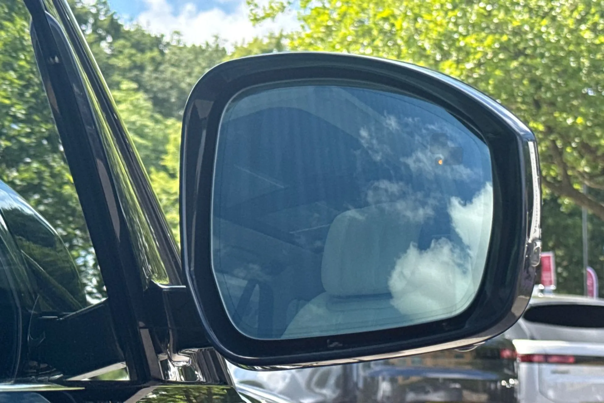LAND ROVER RANGE ROVER thumbnail image number 10
