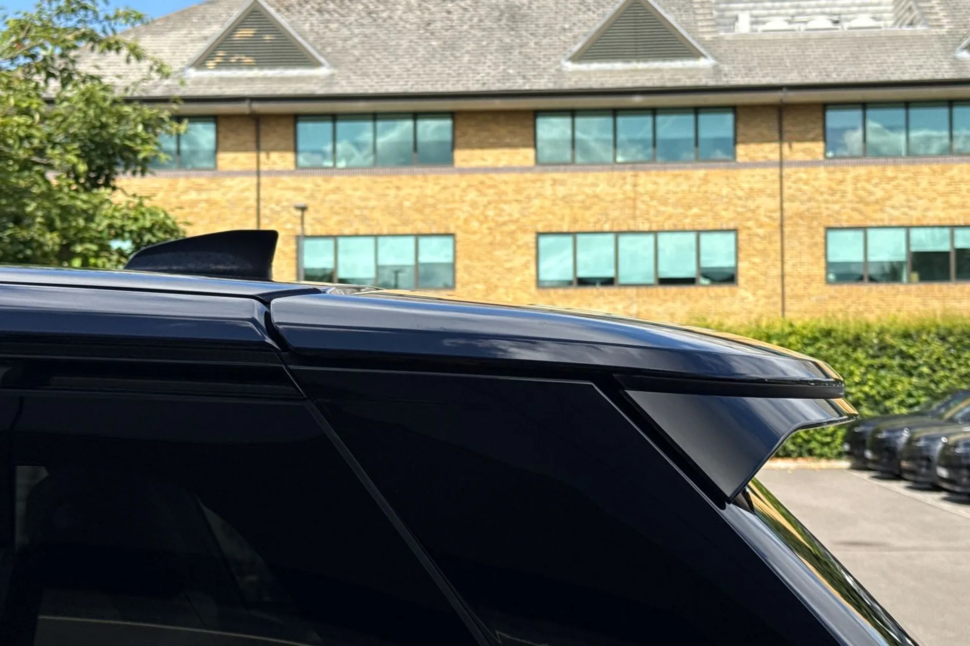 LAND ROVER RANGE ROVER thumbnail image number 18