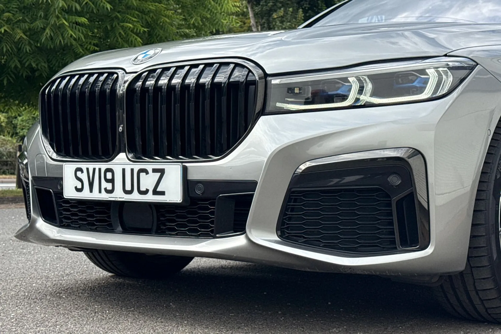 BMW 7 SERIES thumbnail image number 29