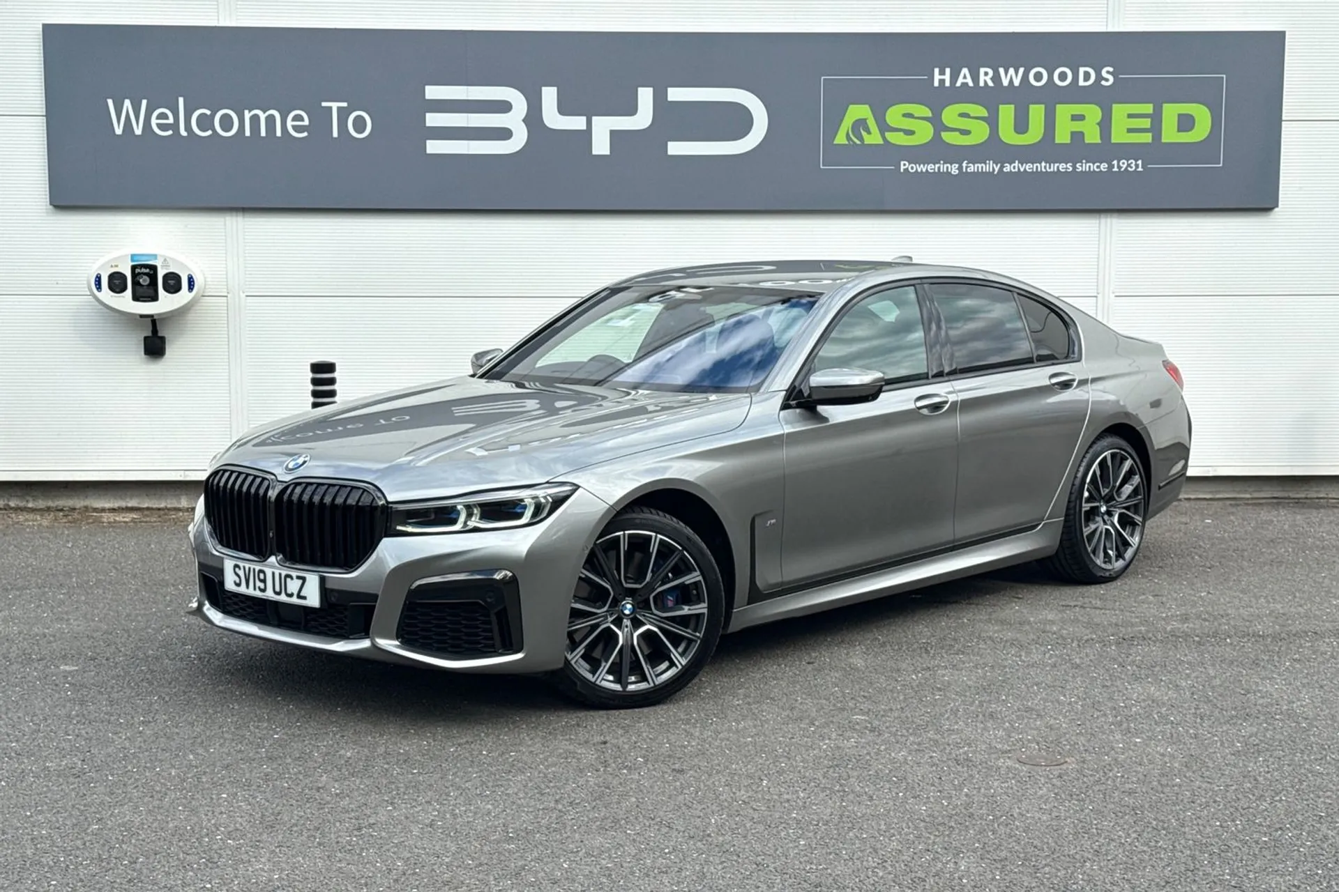 BMW 7 SERIES thumbnail image number 14