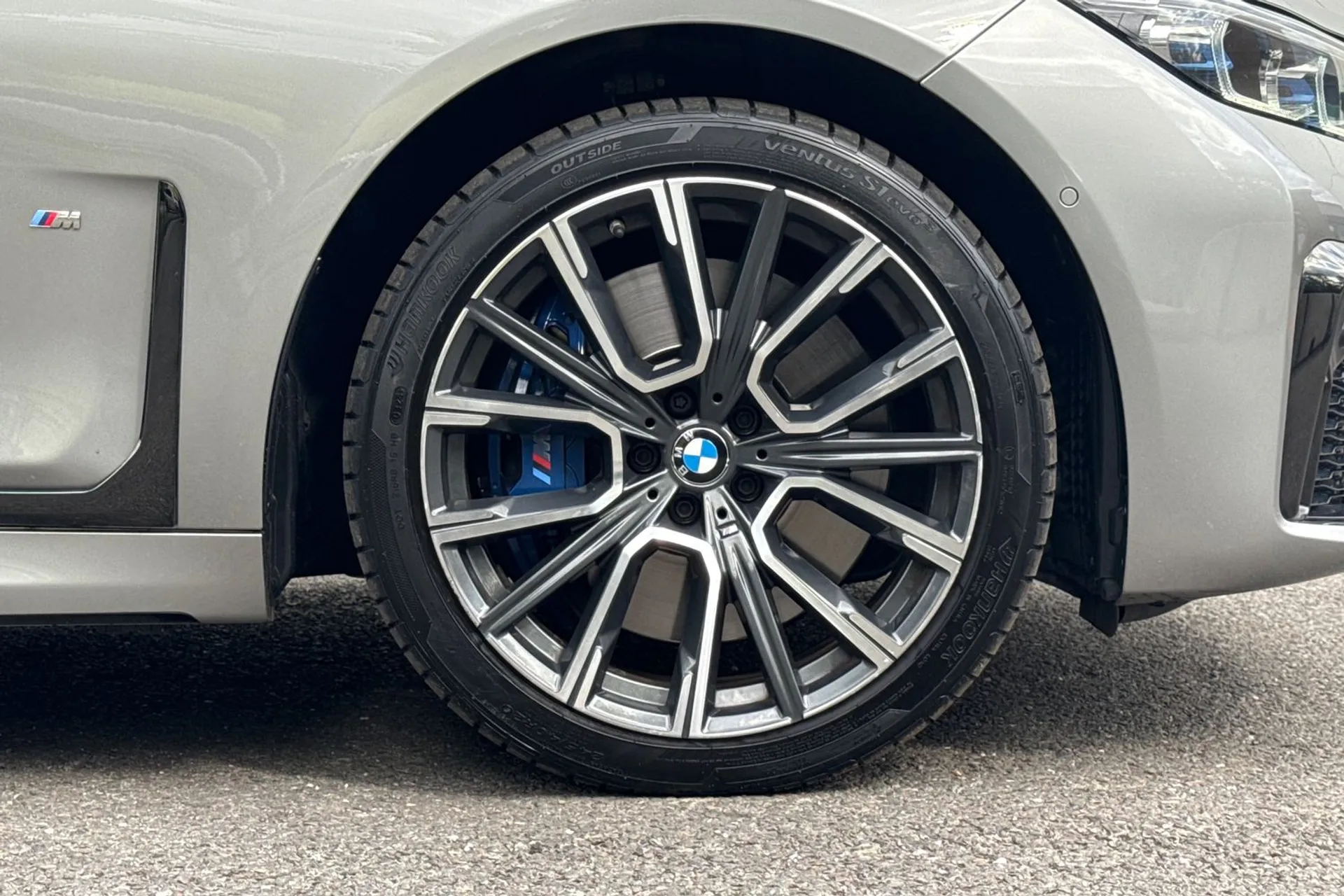 BMW 7 SERIES thumbnail image number 22