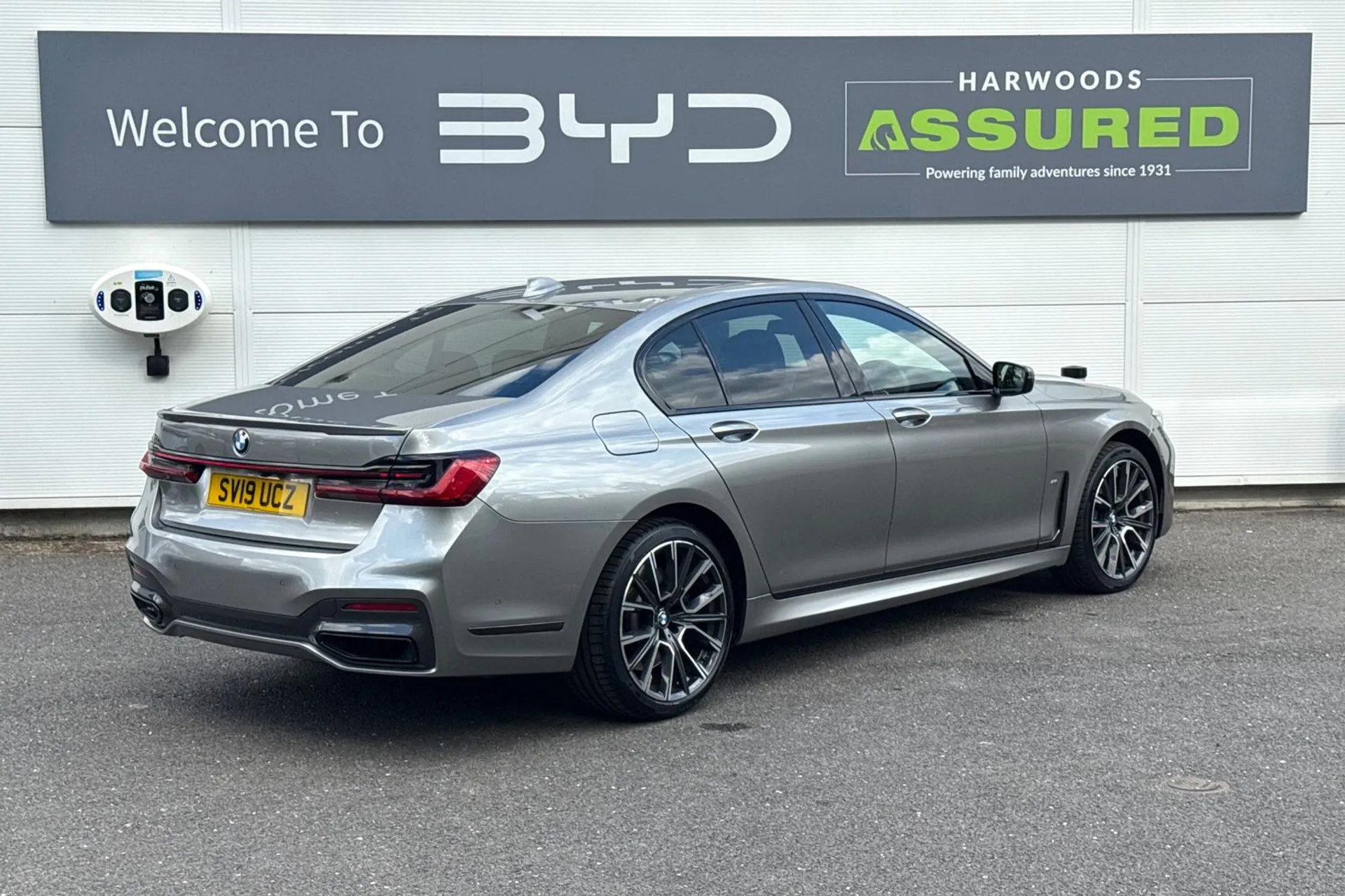 BMW 7 SERIES thumbnail image number 6