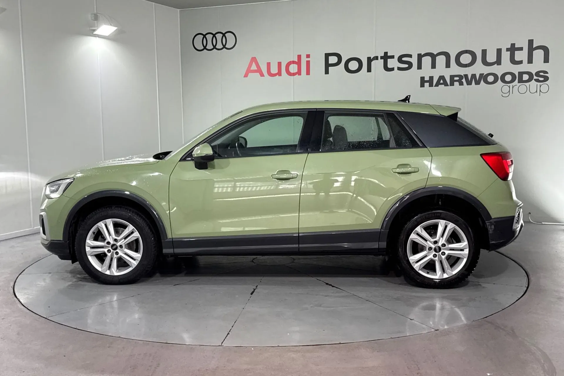 Audi Q2 thumbnail image number 9