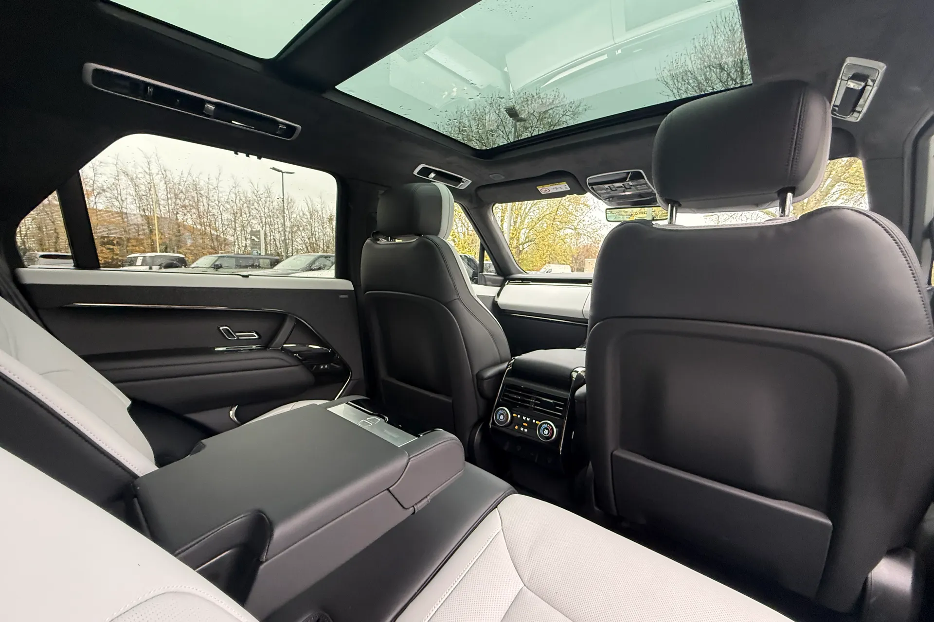 LAND ROVER RANGE ROVER SPORT thumbnail image number 46