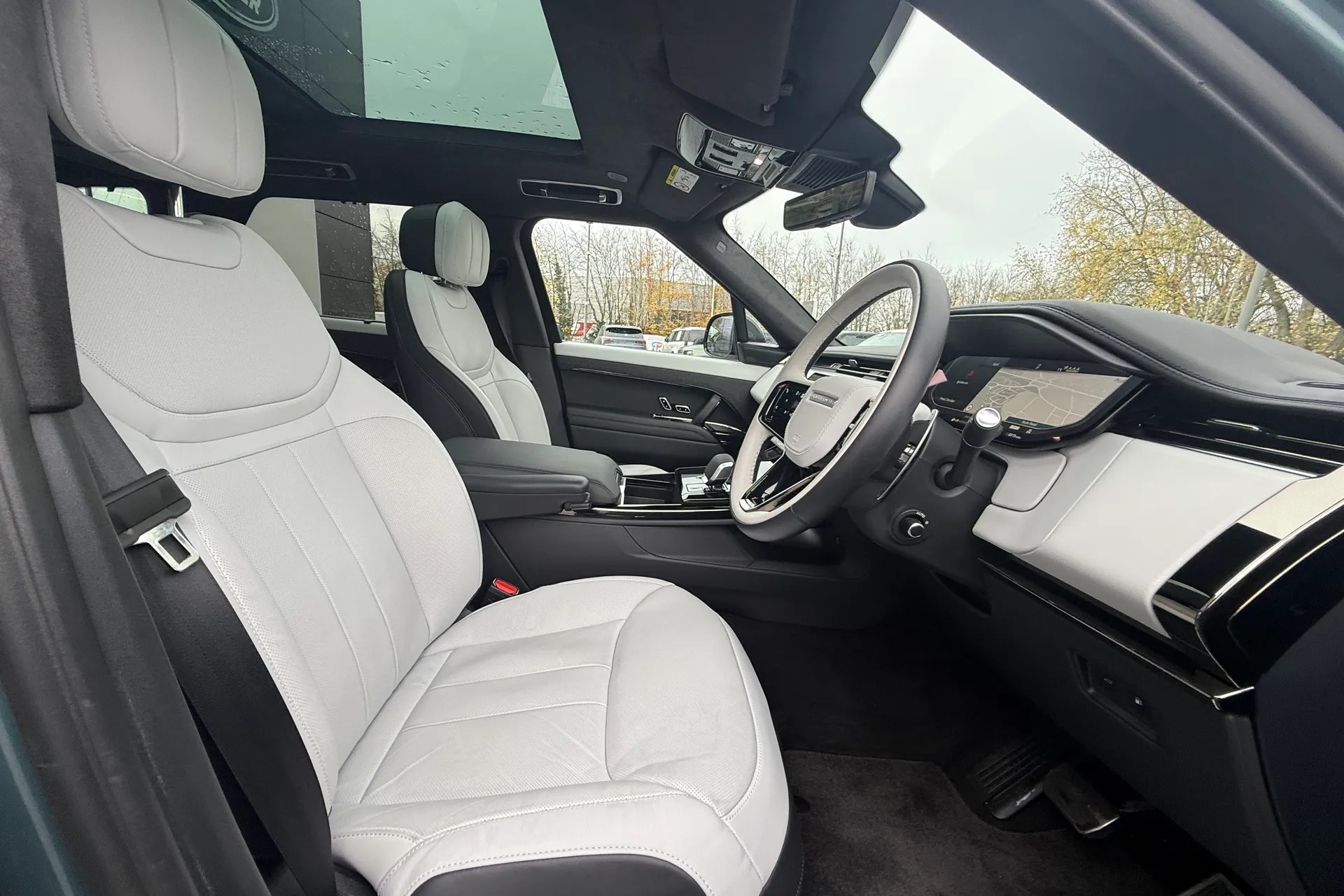 LAND ROVER RANGE ROVER SPORT thumbnail image number 9