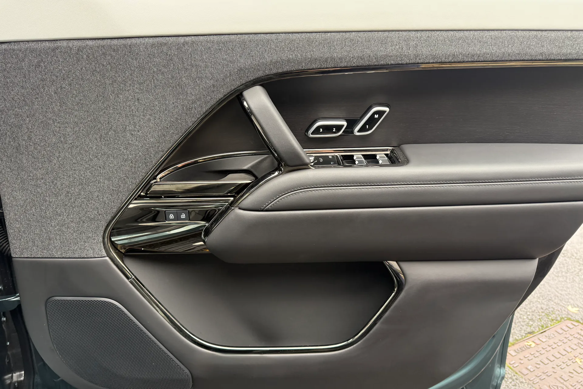 LAND ROVER RANGE ROVER SPORT thumbnail image number 54