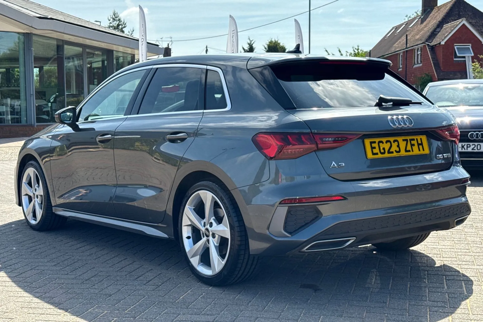 Audi A3 thumbnail image number 6