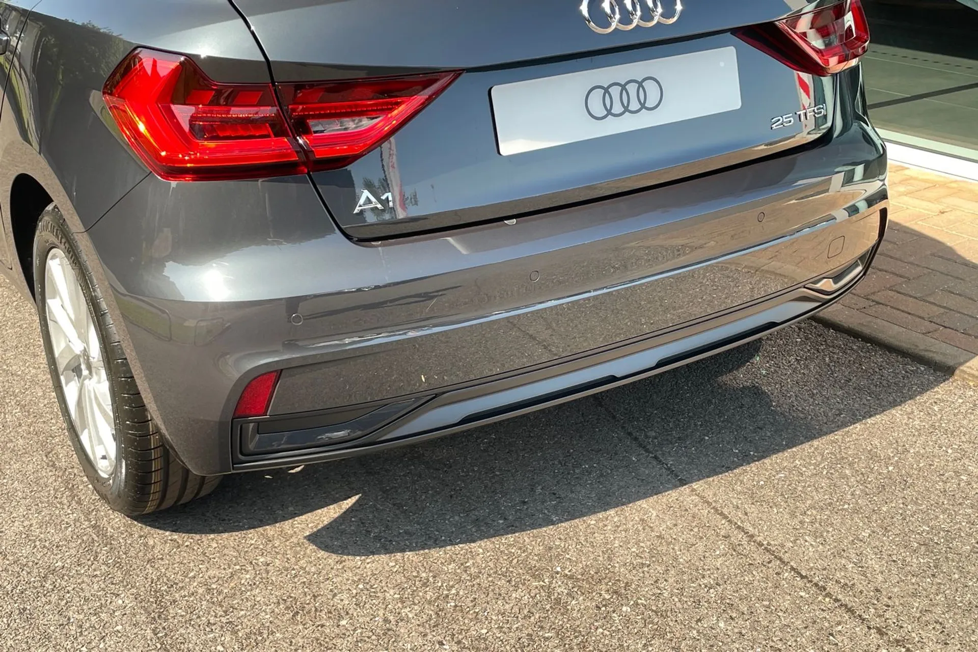 Audi A1 thumbnail image number 16