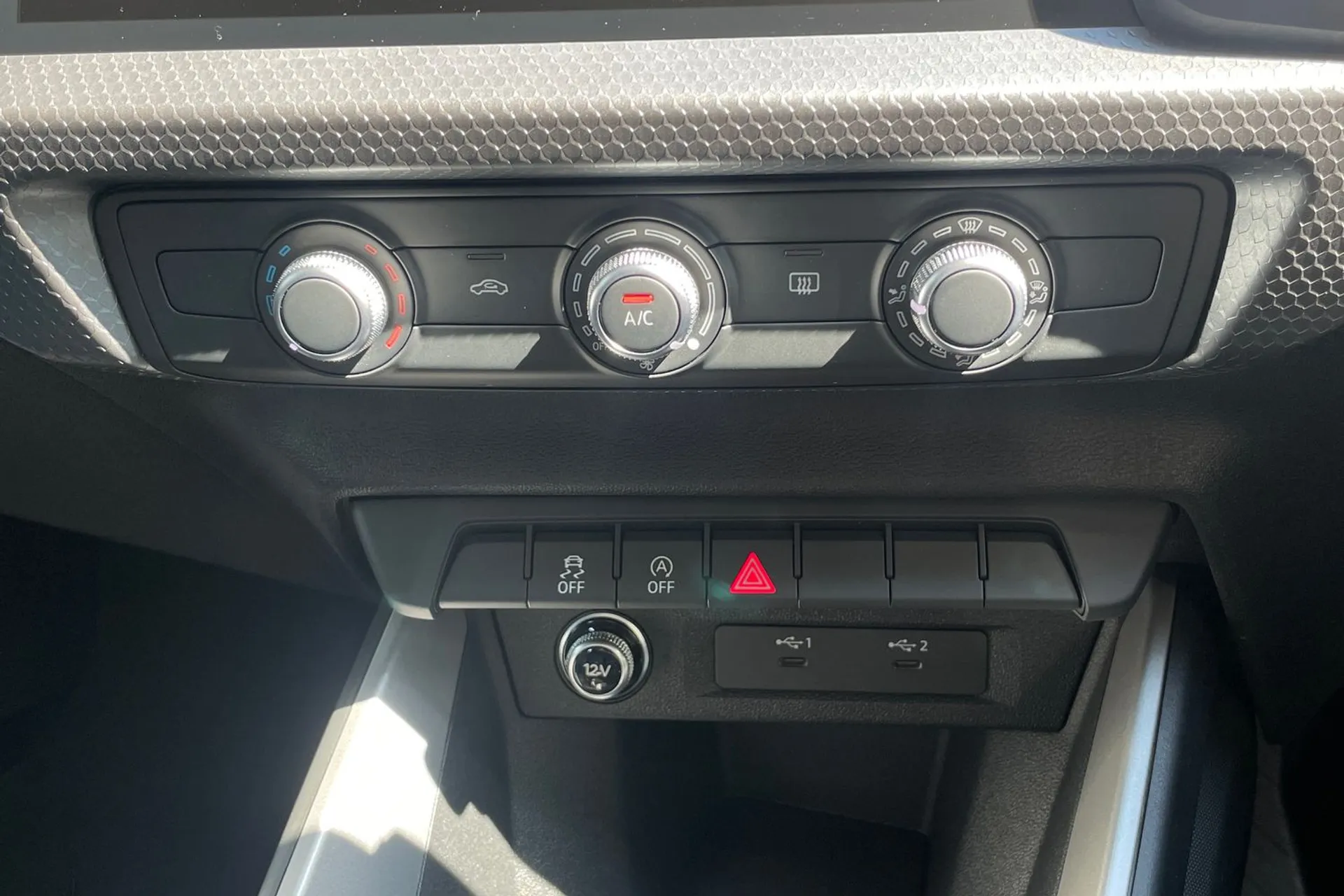 Audi A1 thumbnail image number 38