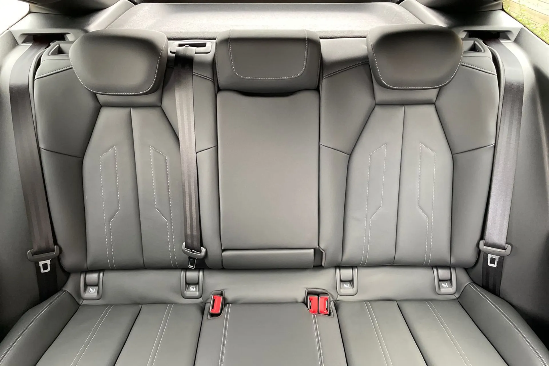 Audi Q4 e-tron thumbnail image number 31