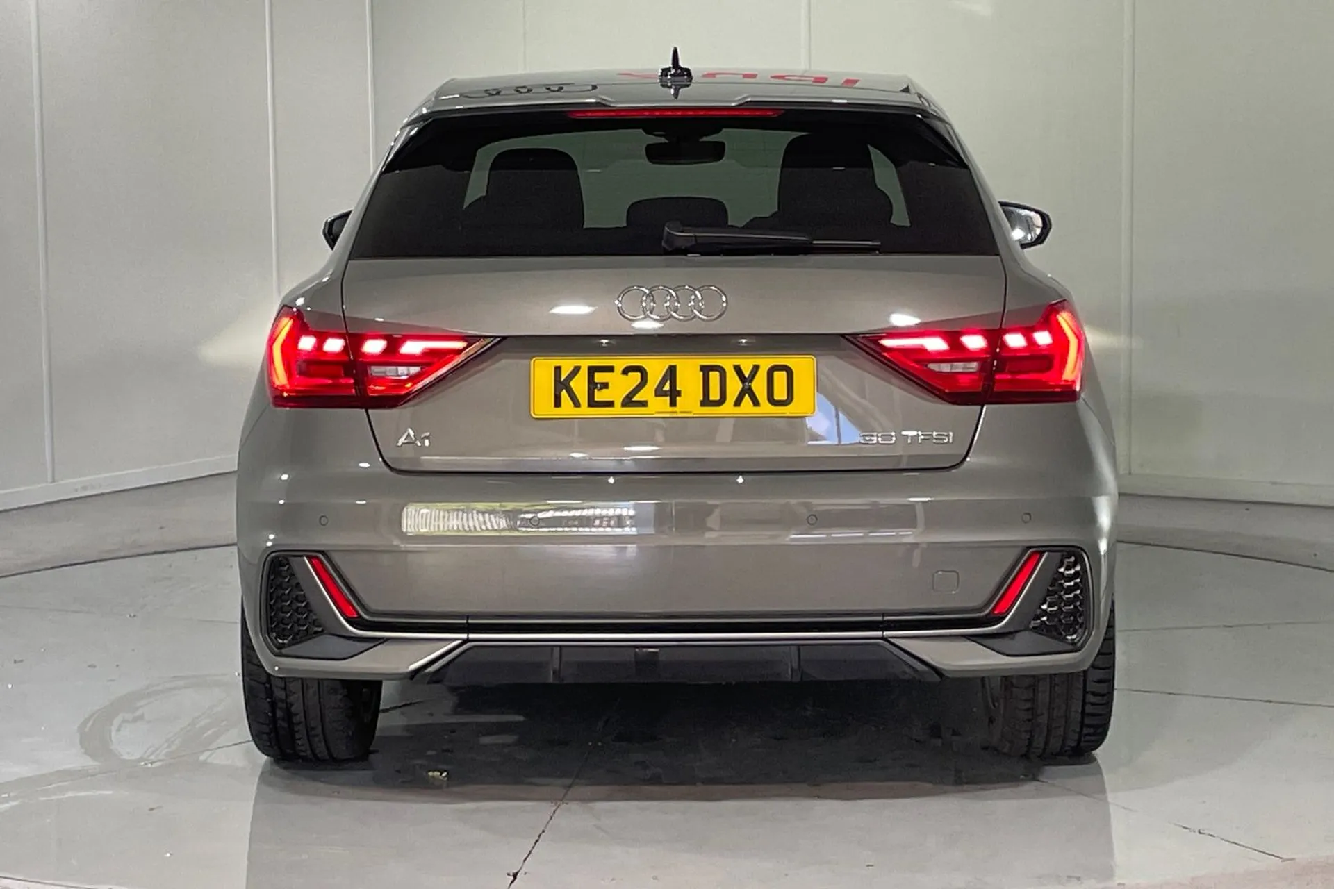 Audi A1 thumbnail image number 9
