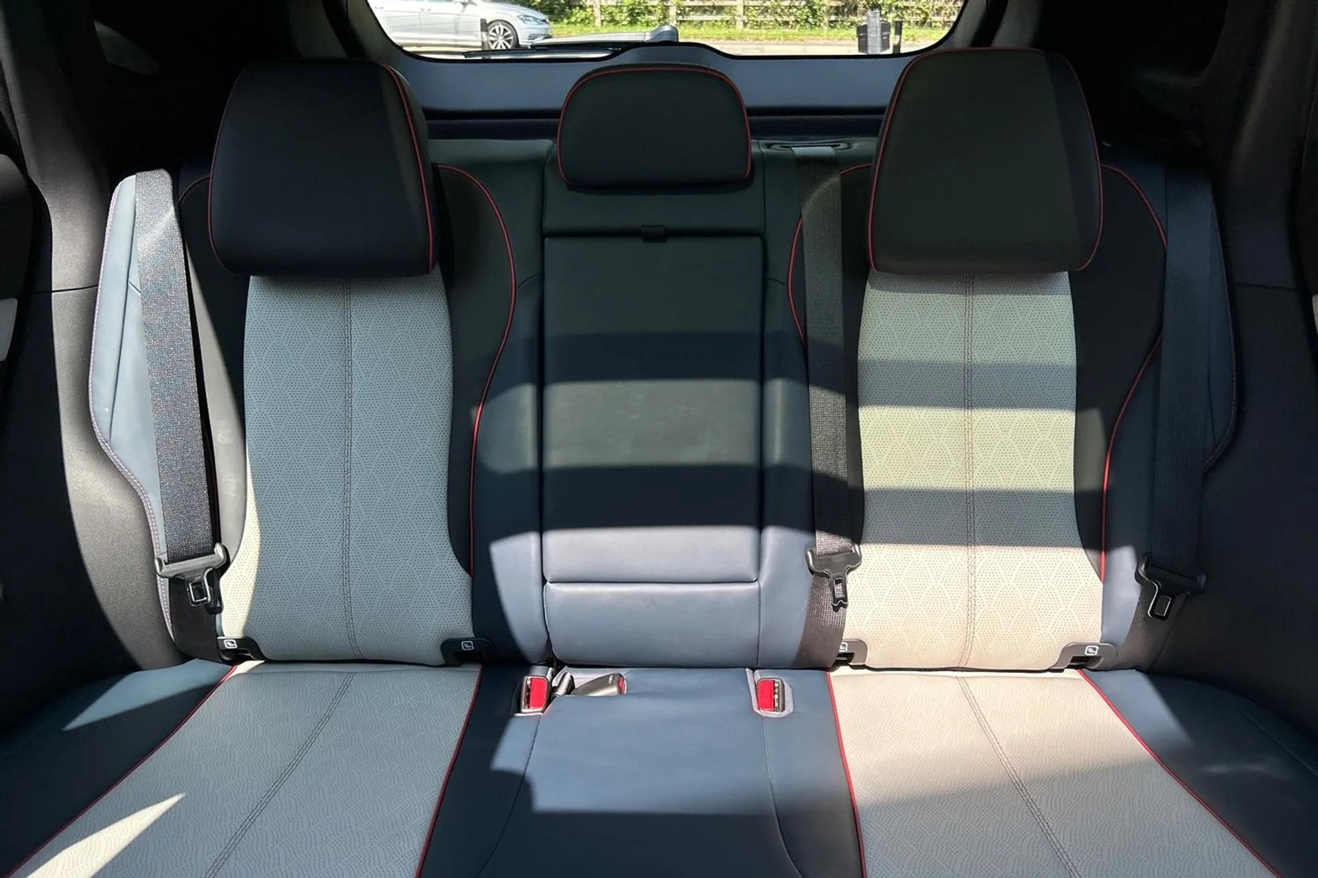 BYD ATTO 3 thumbnail image number 31