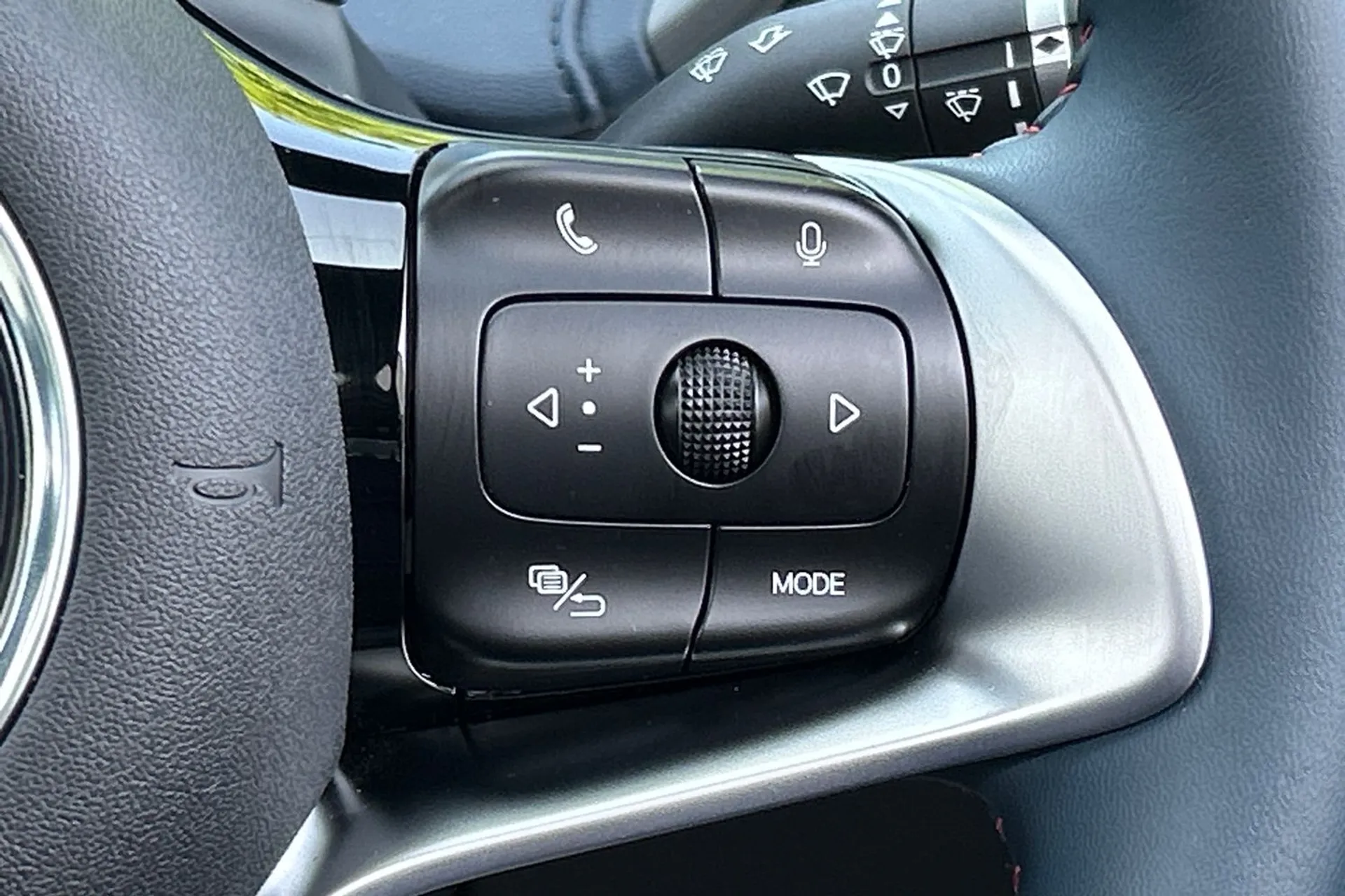 BYD ATTO 3 thumbnail image number 44