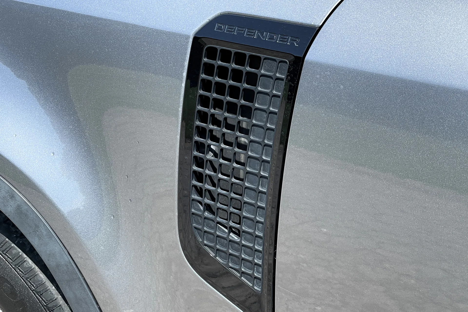 LAND ROVER DEFENDER thumbnail image number 11