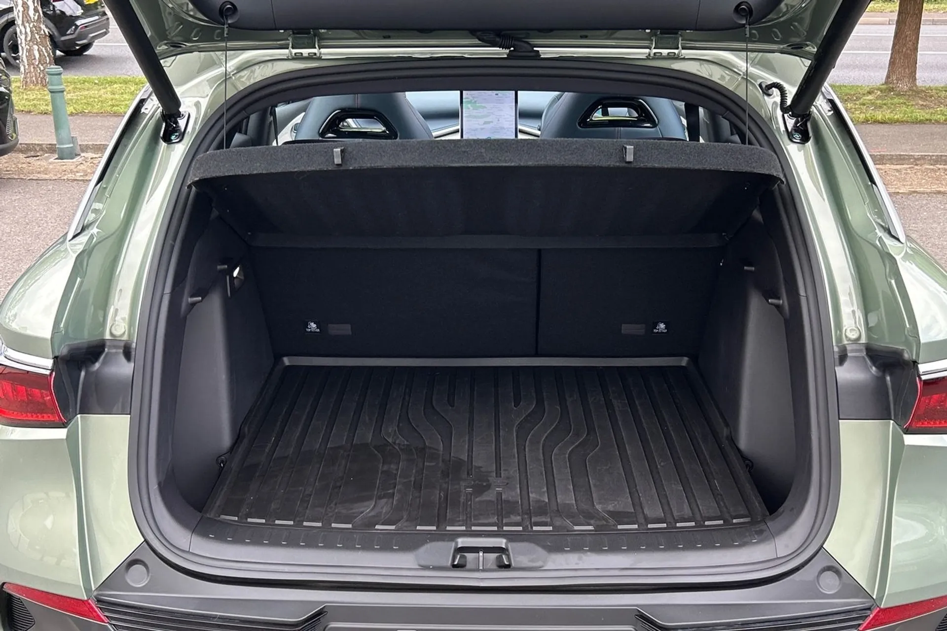 BYD ATTO 3 thumbnail image number 33
