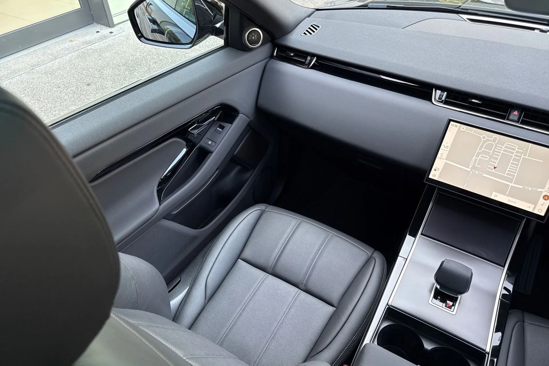 LAND ROVER RANGE ROVER EVOQUE thumbnail image number 25
