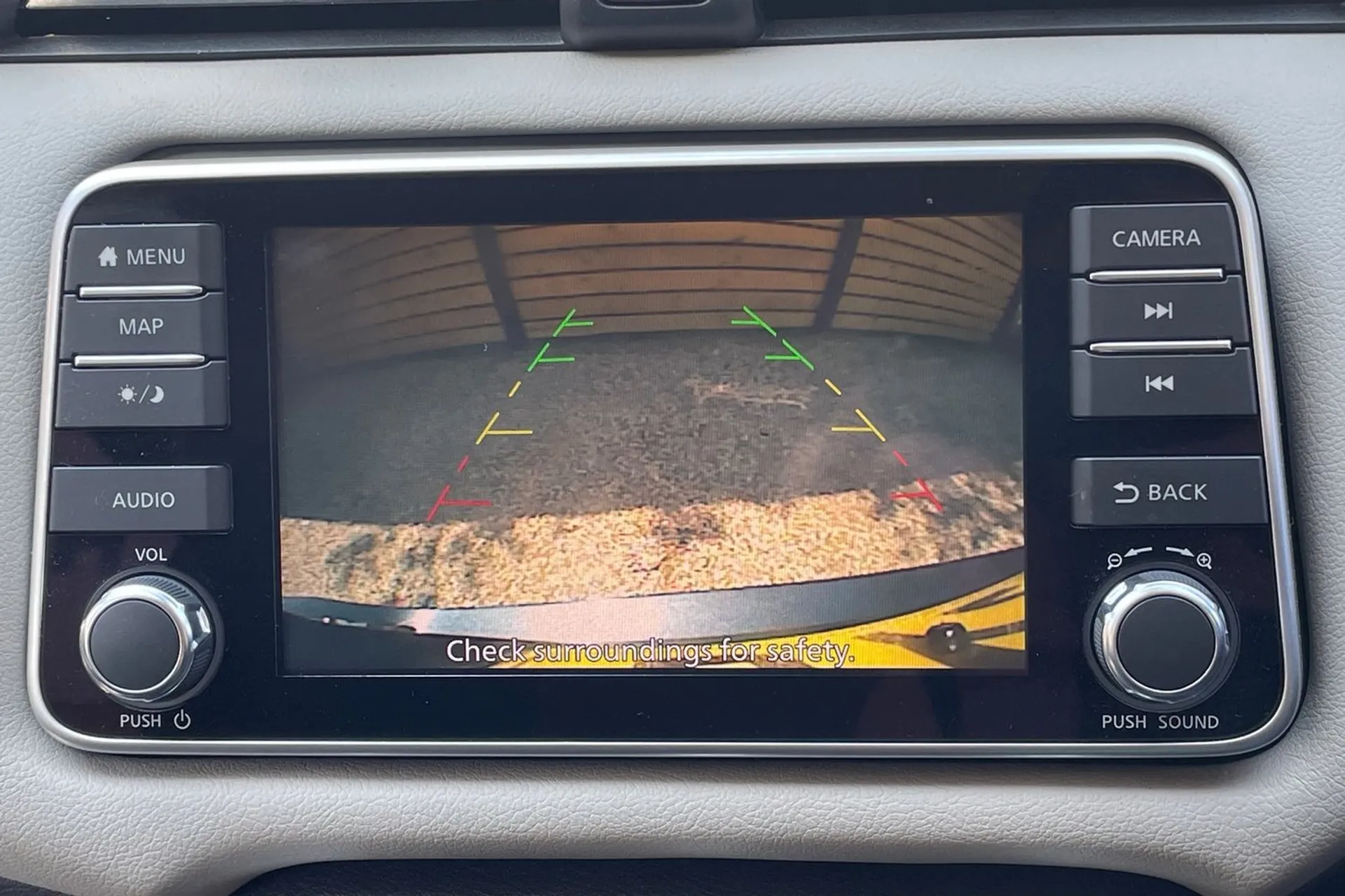 NISSAN MICRA thumbnail image number 14