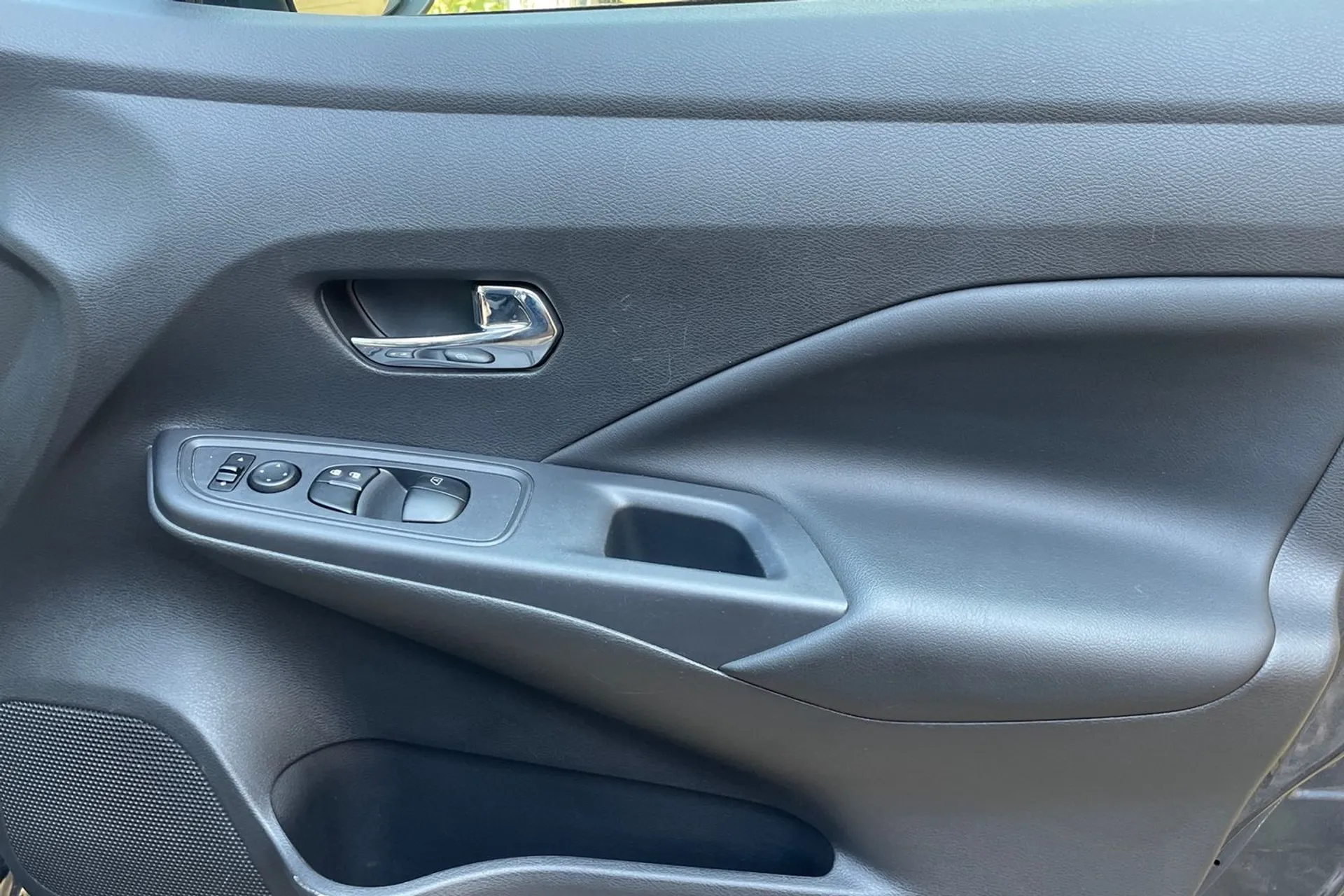 NISSAN MICRA thumbnail image number 40