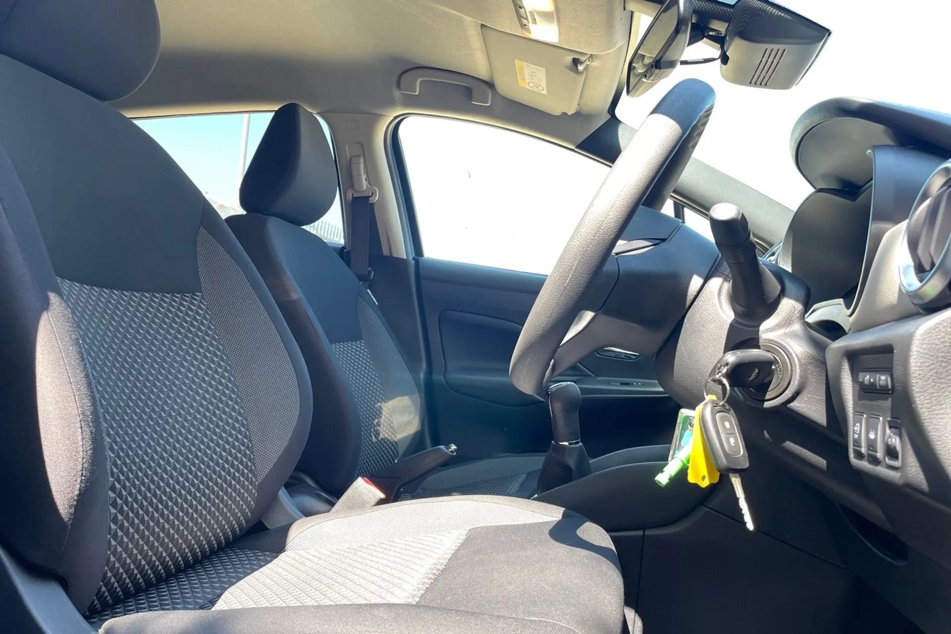 NISSAN MICRA thumbnail image number 27
