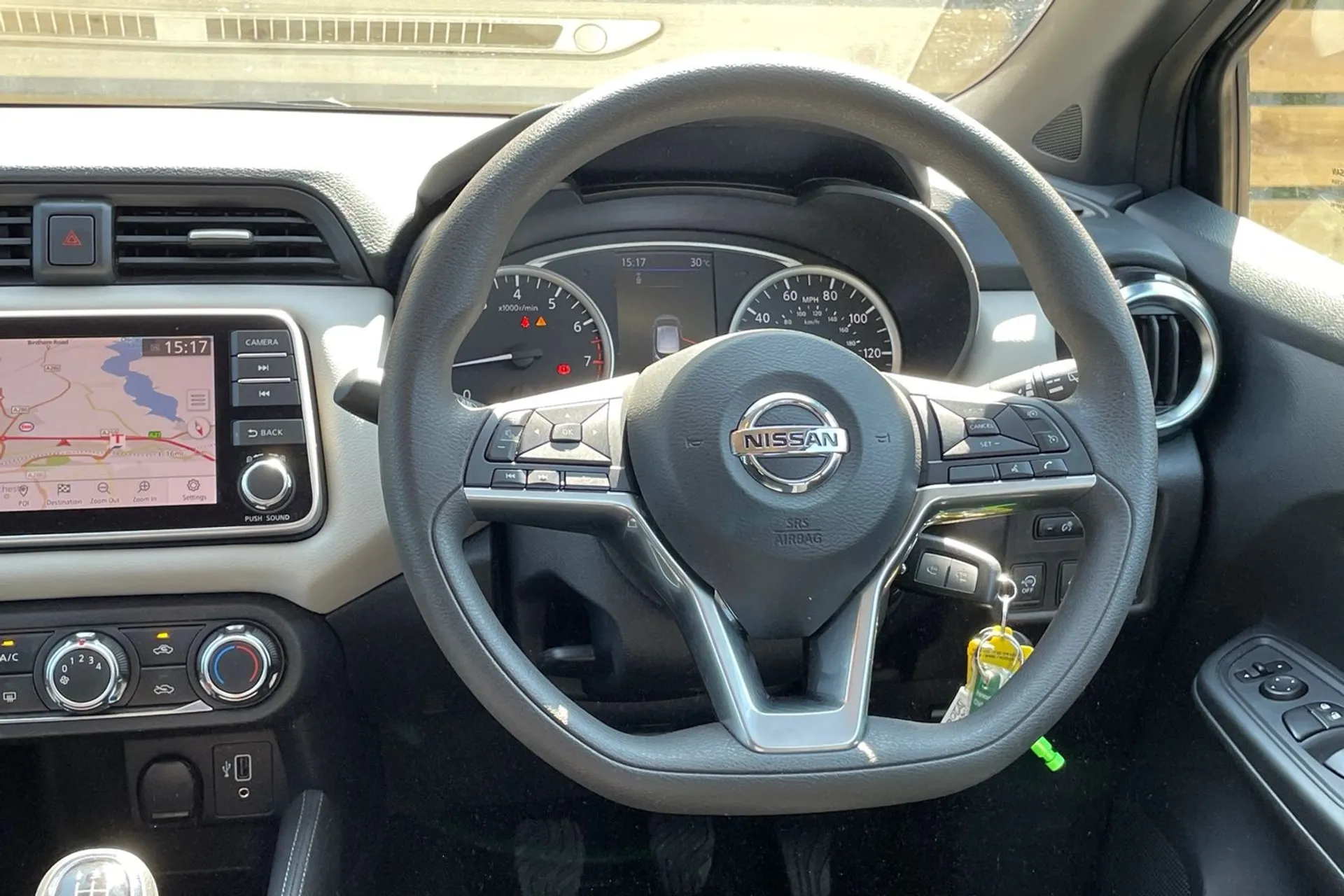 NISSAN MICRA thumbnail image number 35