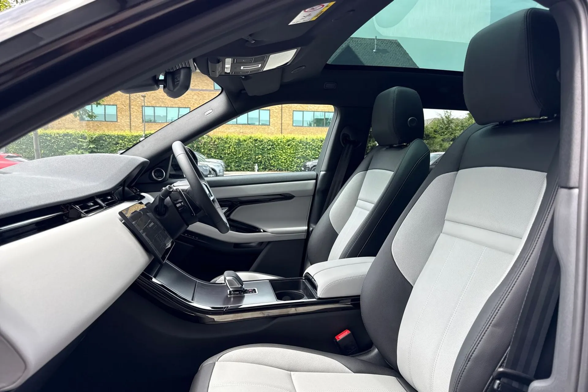 LAND ROVER RANGE ROVER EVOQUE thumbnail image number 45