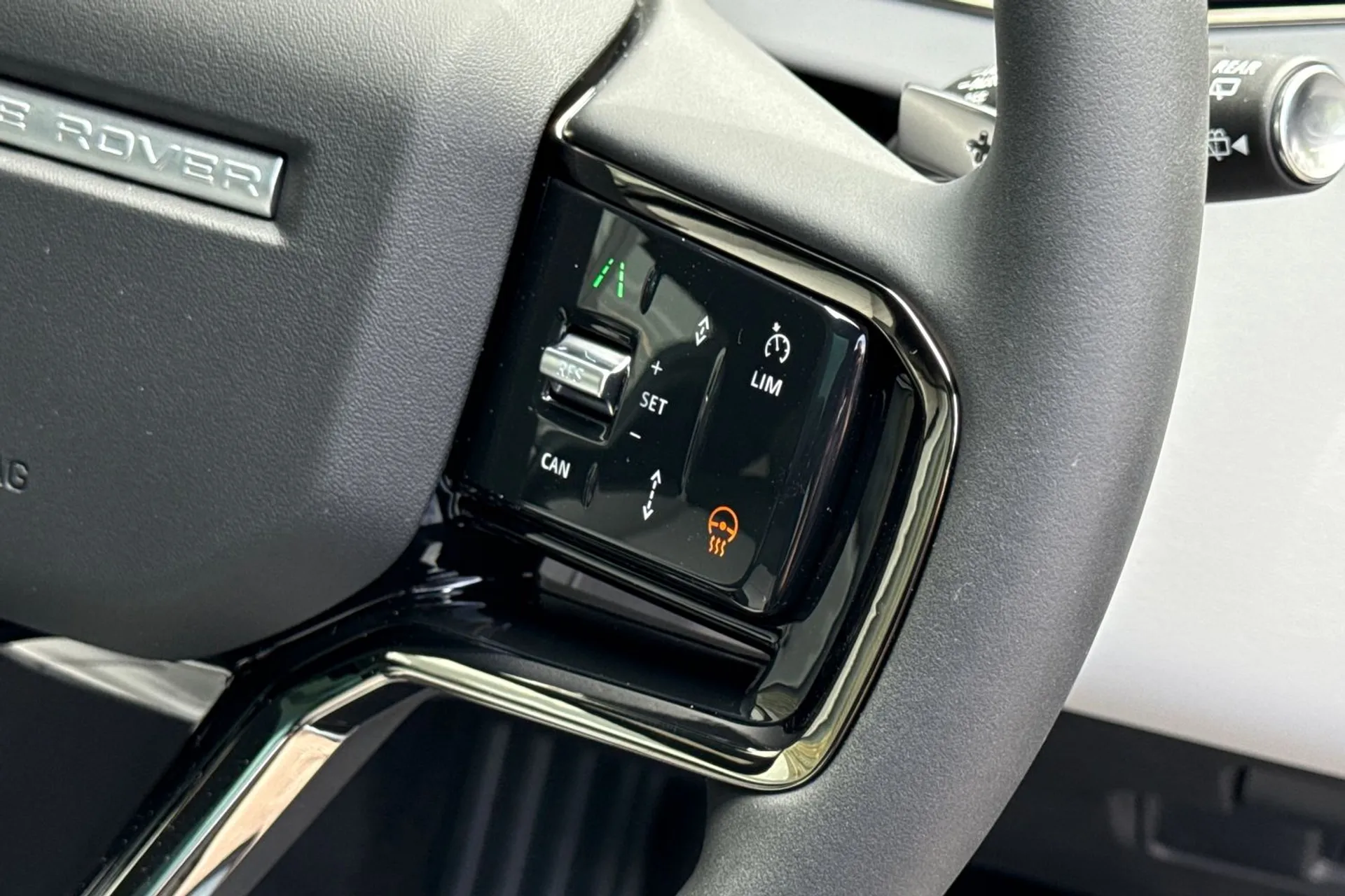 LAND ROVER RANGE ROVER EVOQUE thumbnail image number 47