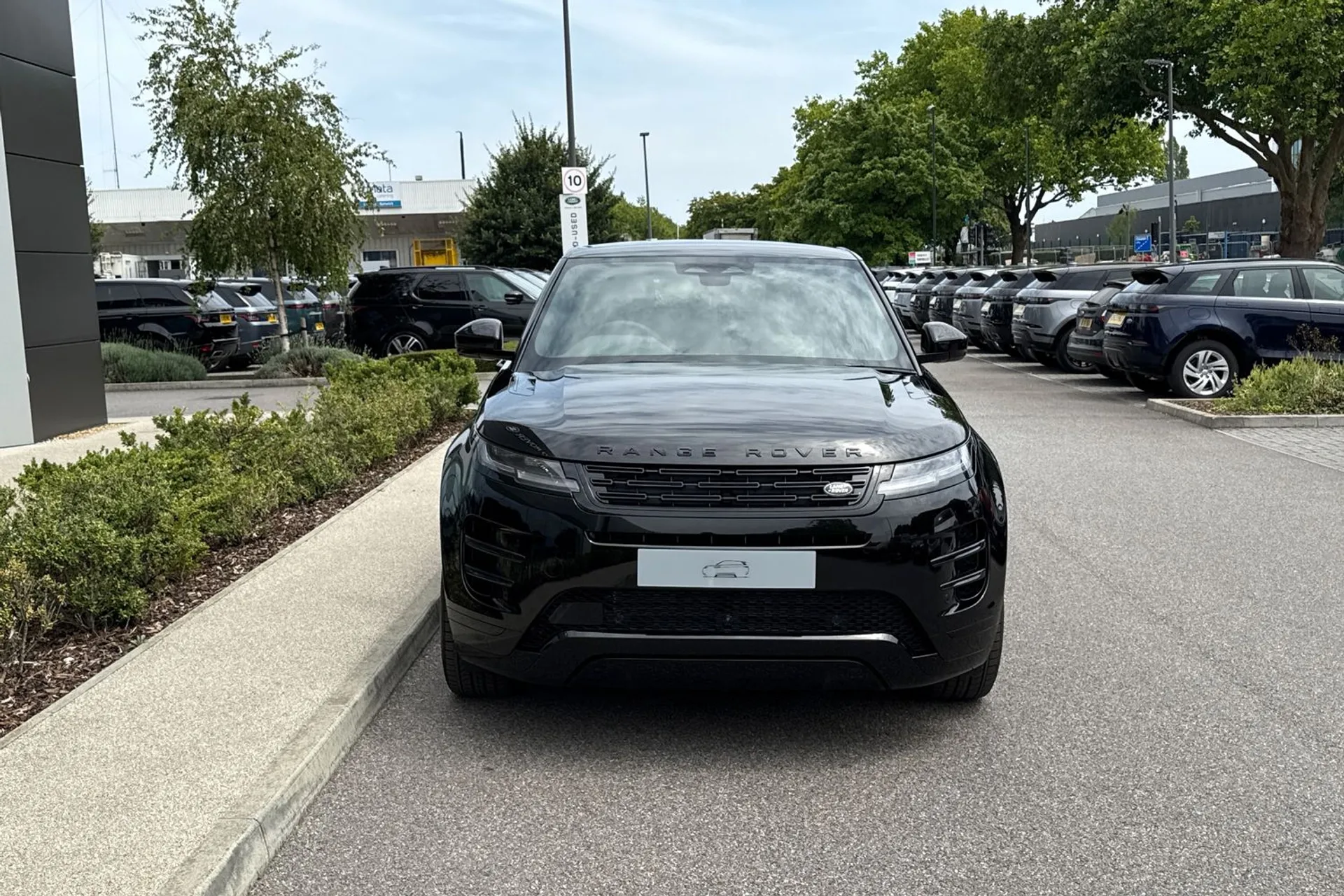LAND ROVER RANGE ROVER EVOQUE thumbnail image number 17