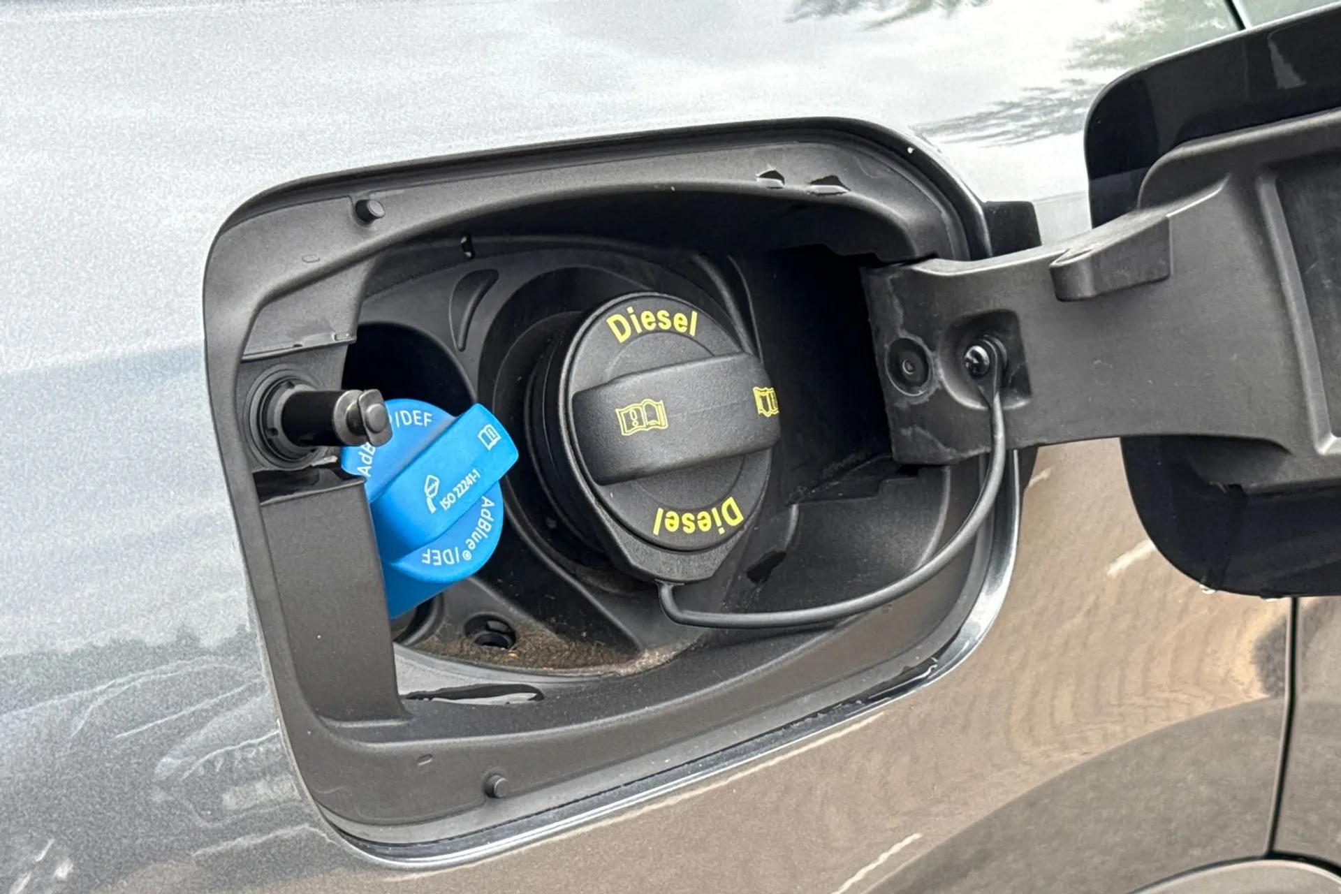 Audi Q3 thumbnail image number 17