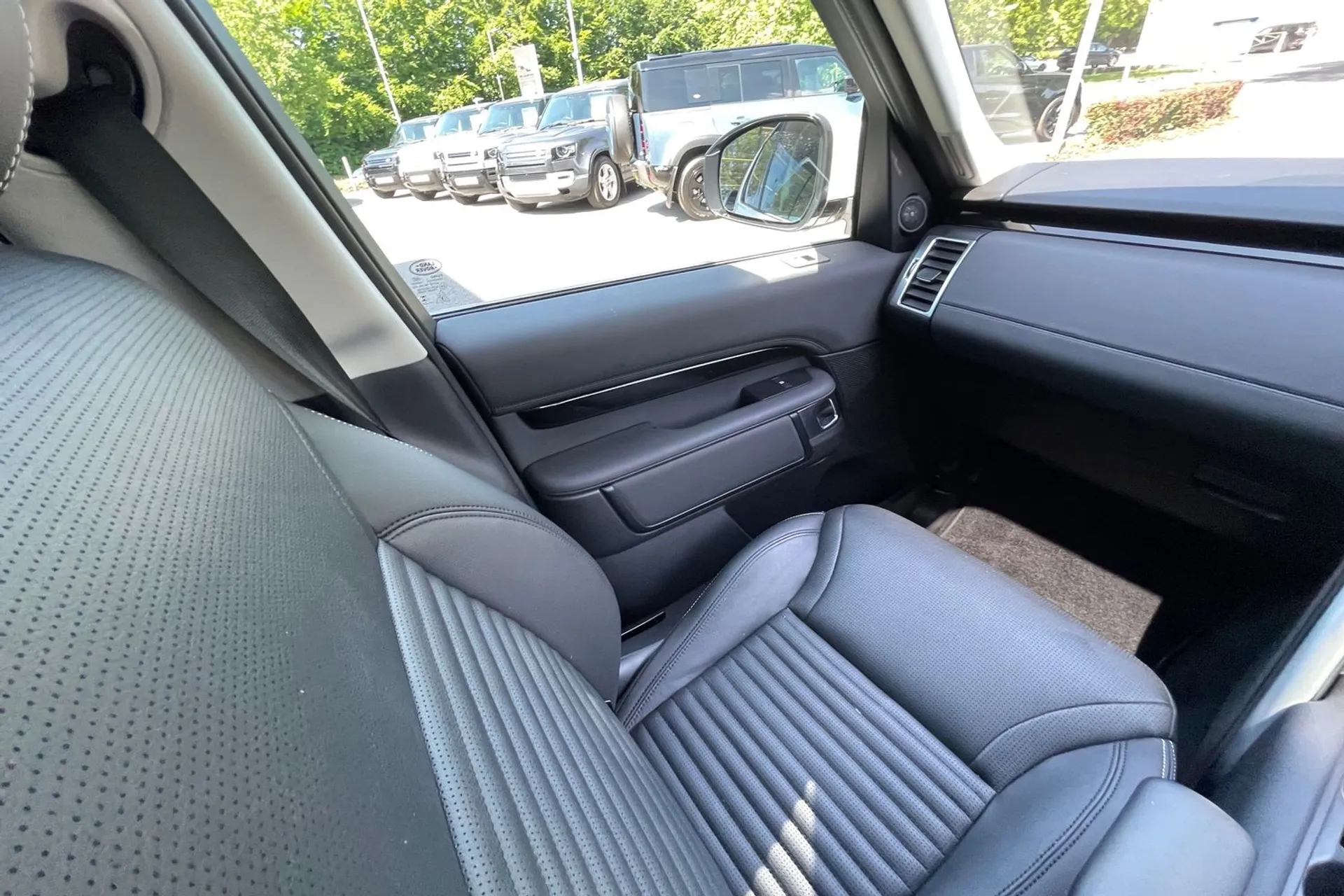 LAND ROVER DISCOVERY thumbnail image number 13