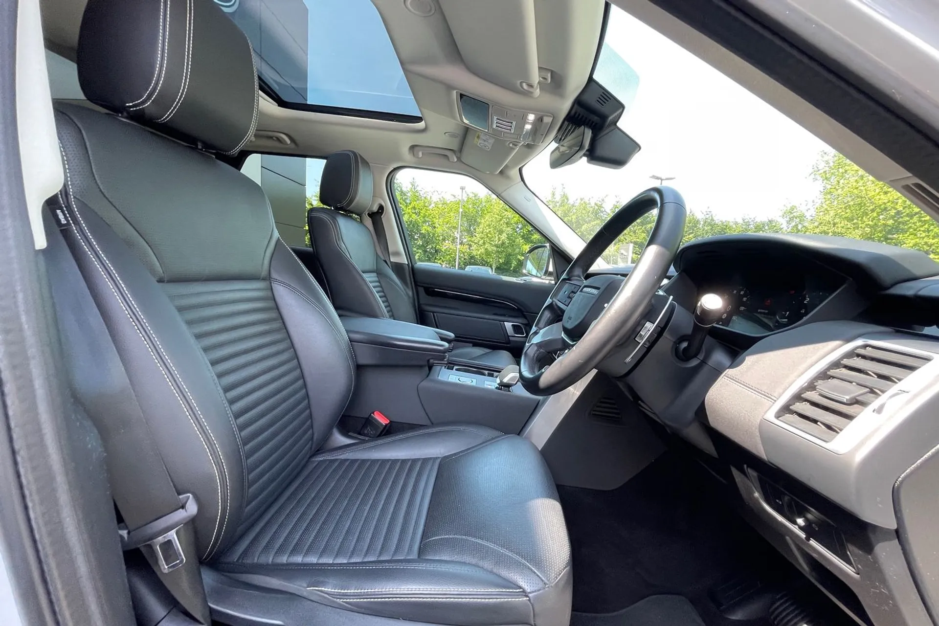 LAND ROVER DISCOVERY thumbnail image number 9