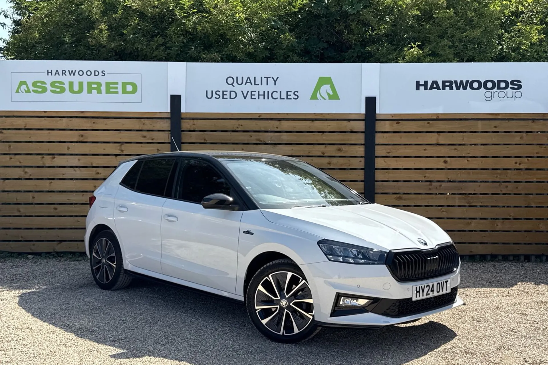 SKODA FABIA focused image