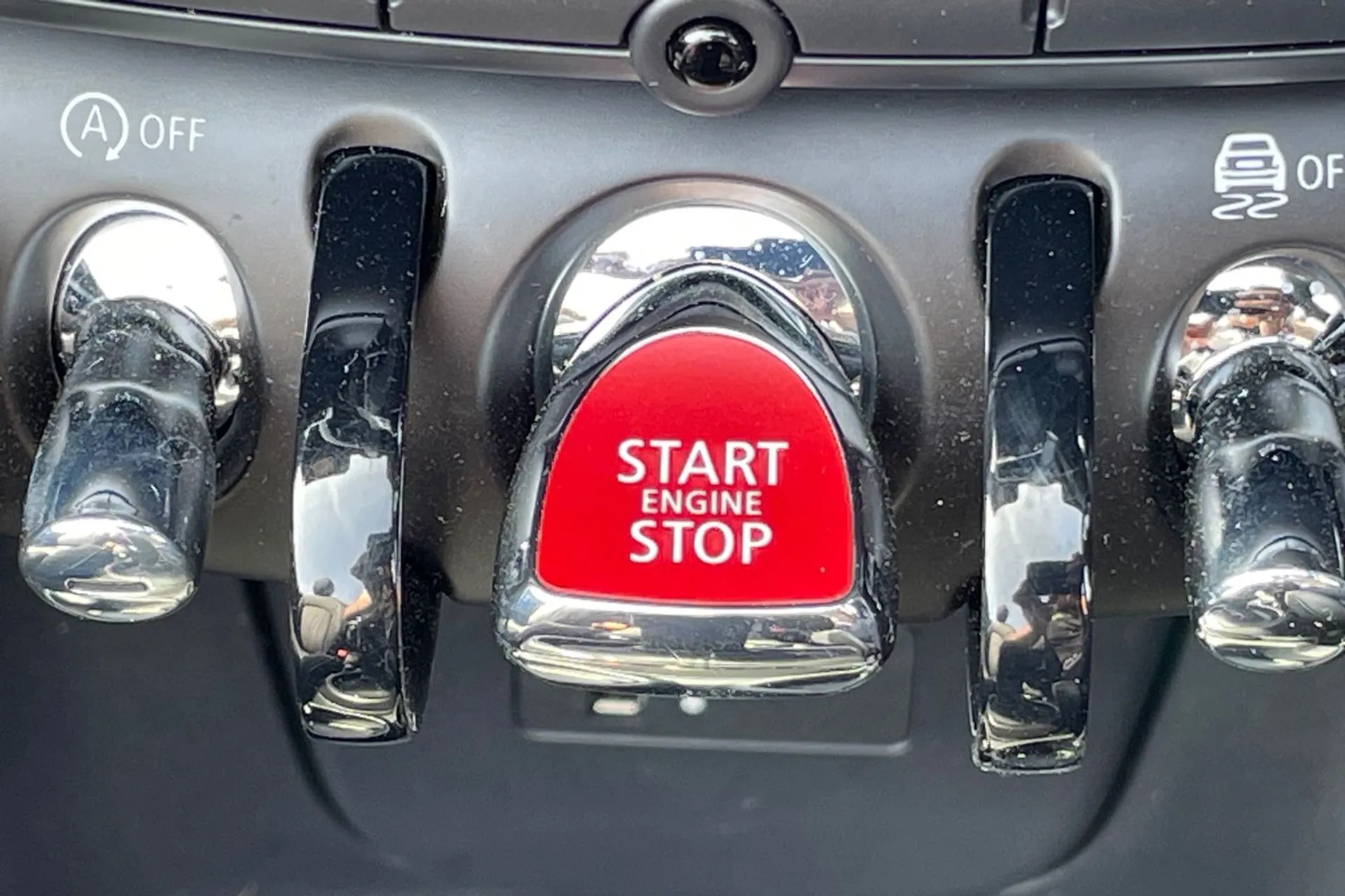 MINI COOPER S RESOLUTE EDITION thumbnail image number 5