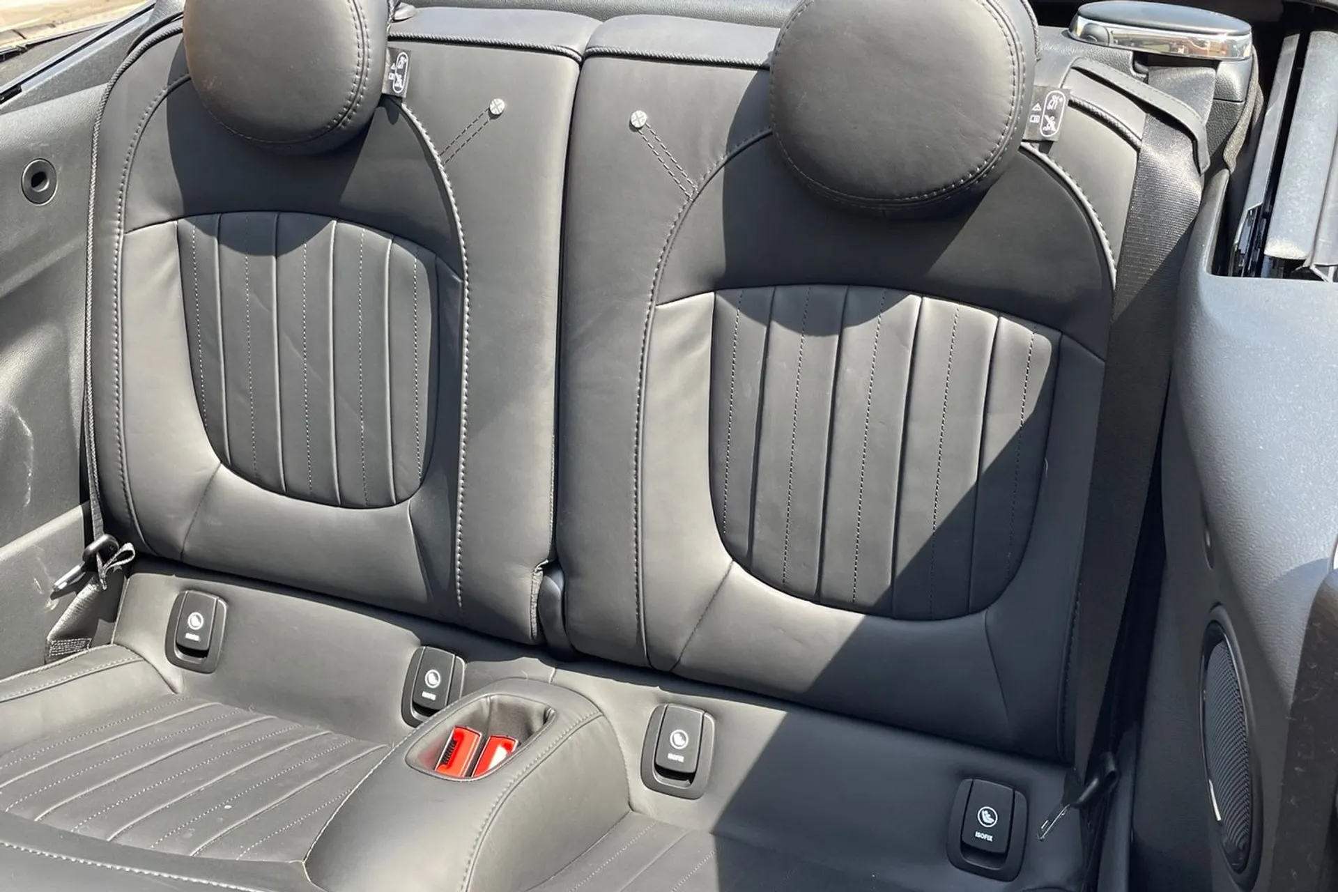 MINI COOPER S RESOLUTE EDITION thumbnail image number 32