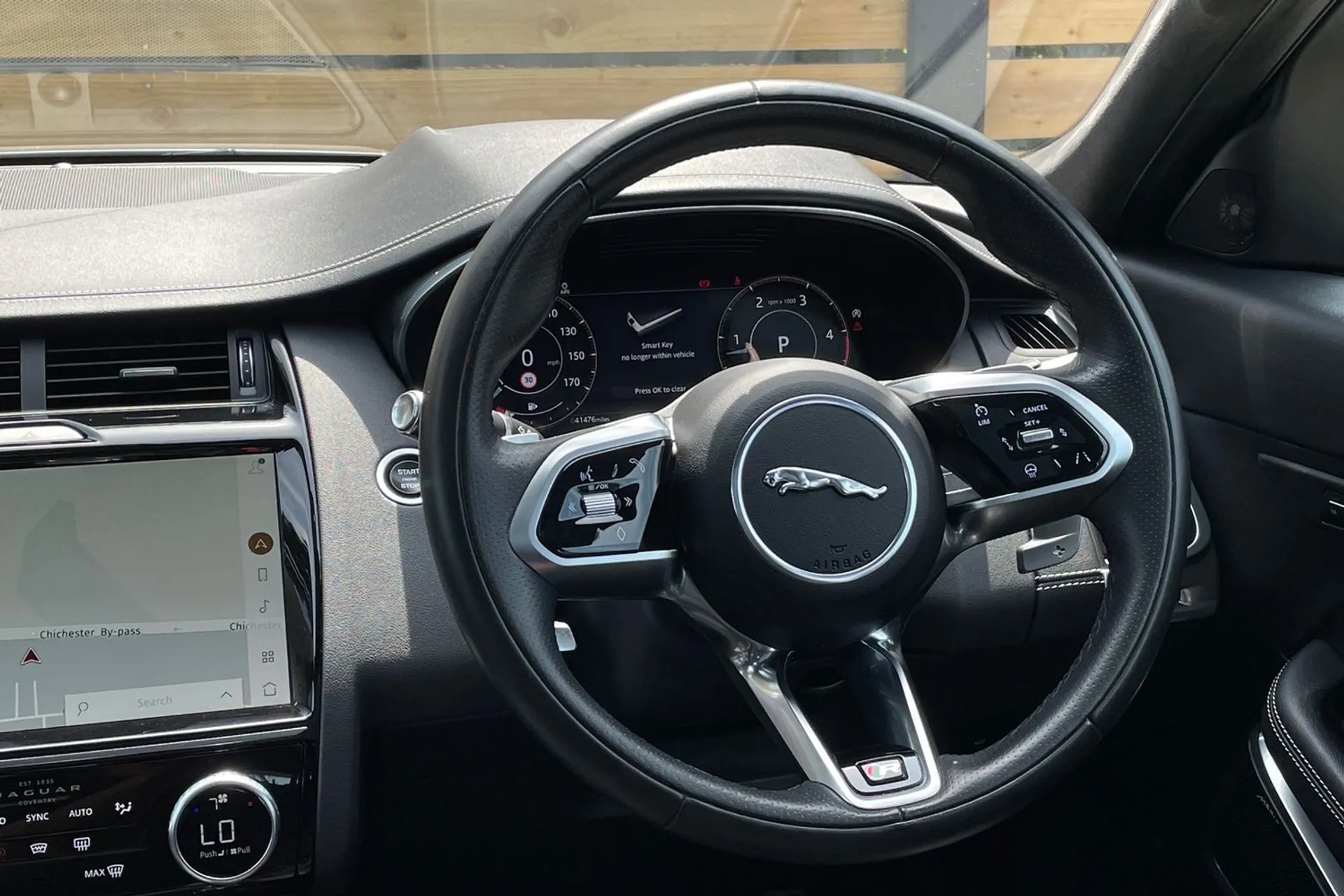 Jaguar E-PACE thumbnail image number 36