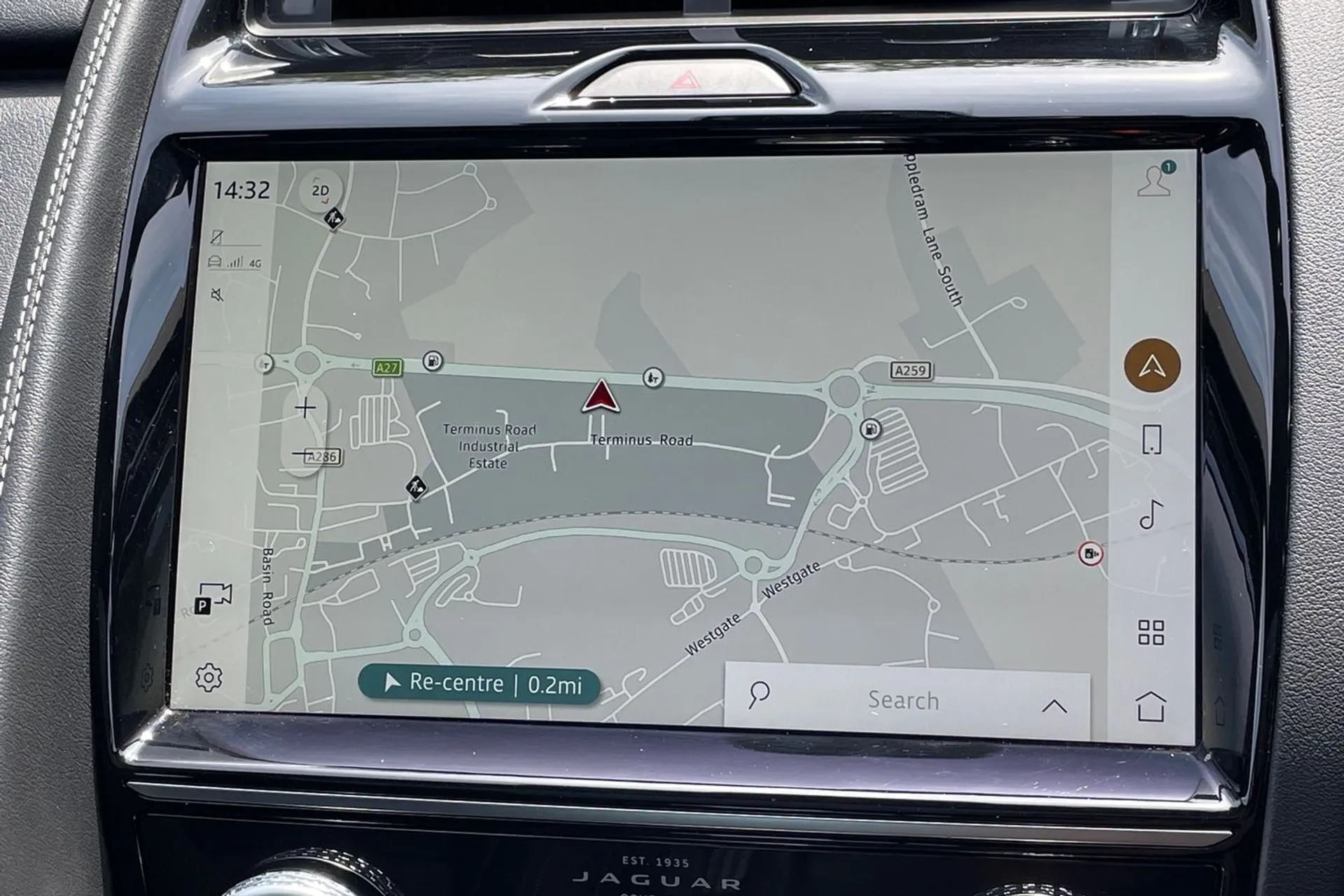 Jaguar E-PACE thumbnail image number 4