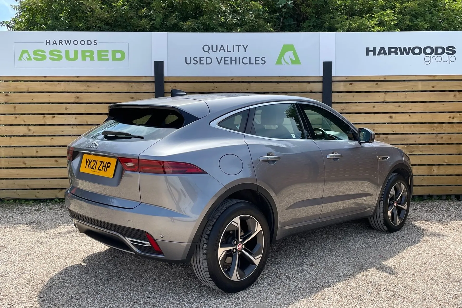 Jaguar E-PACE thumbnail image number 8