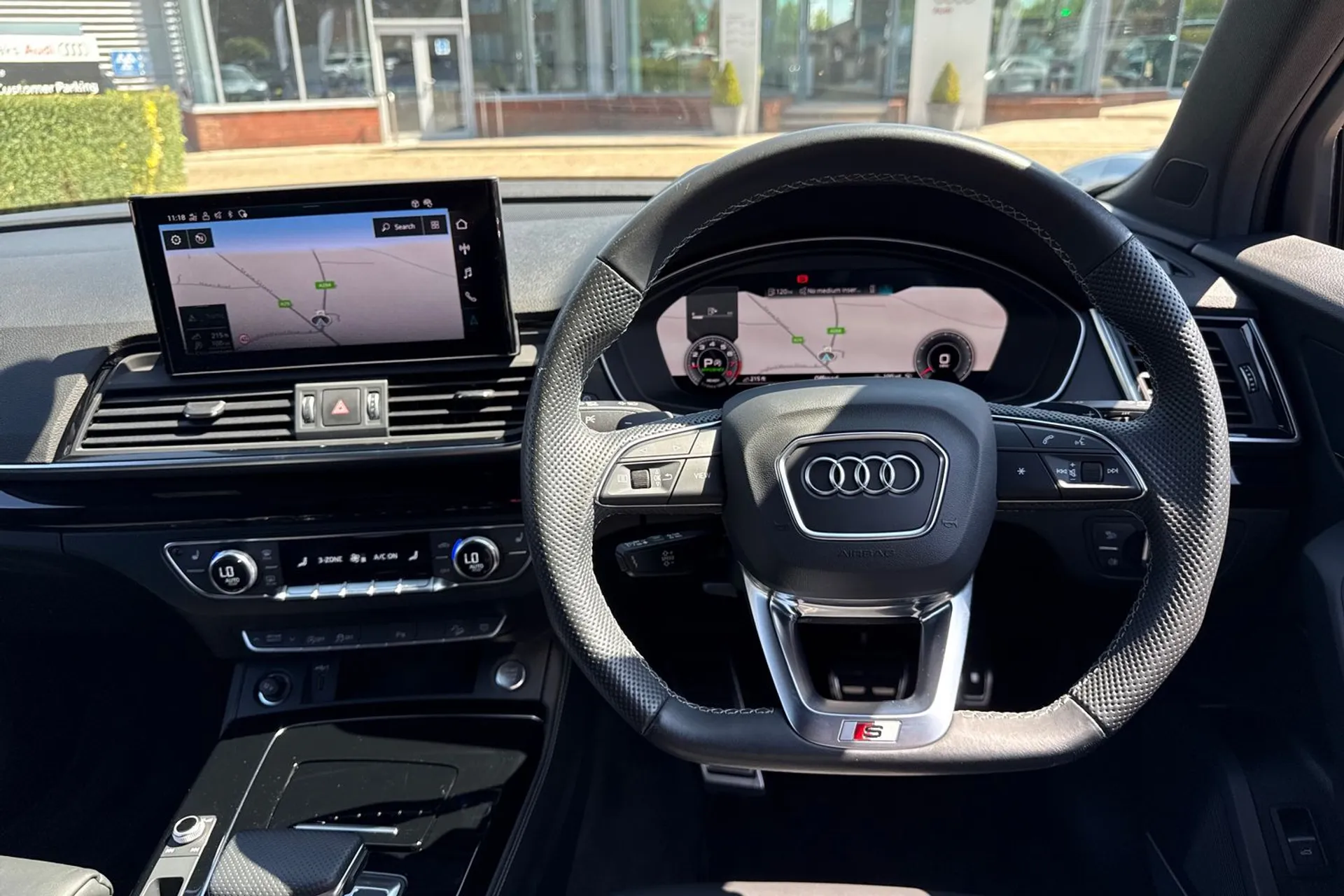 Audi Q5 thumbnail image number 37