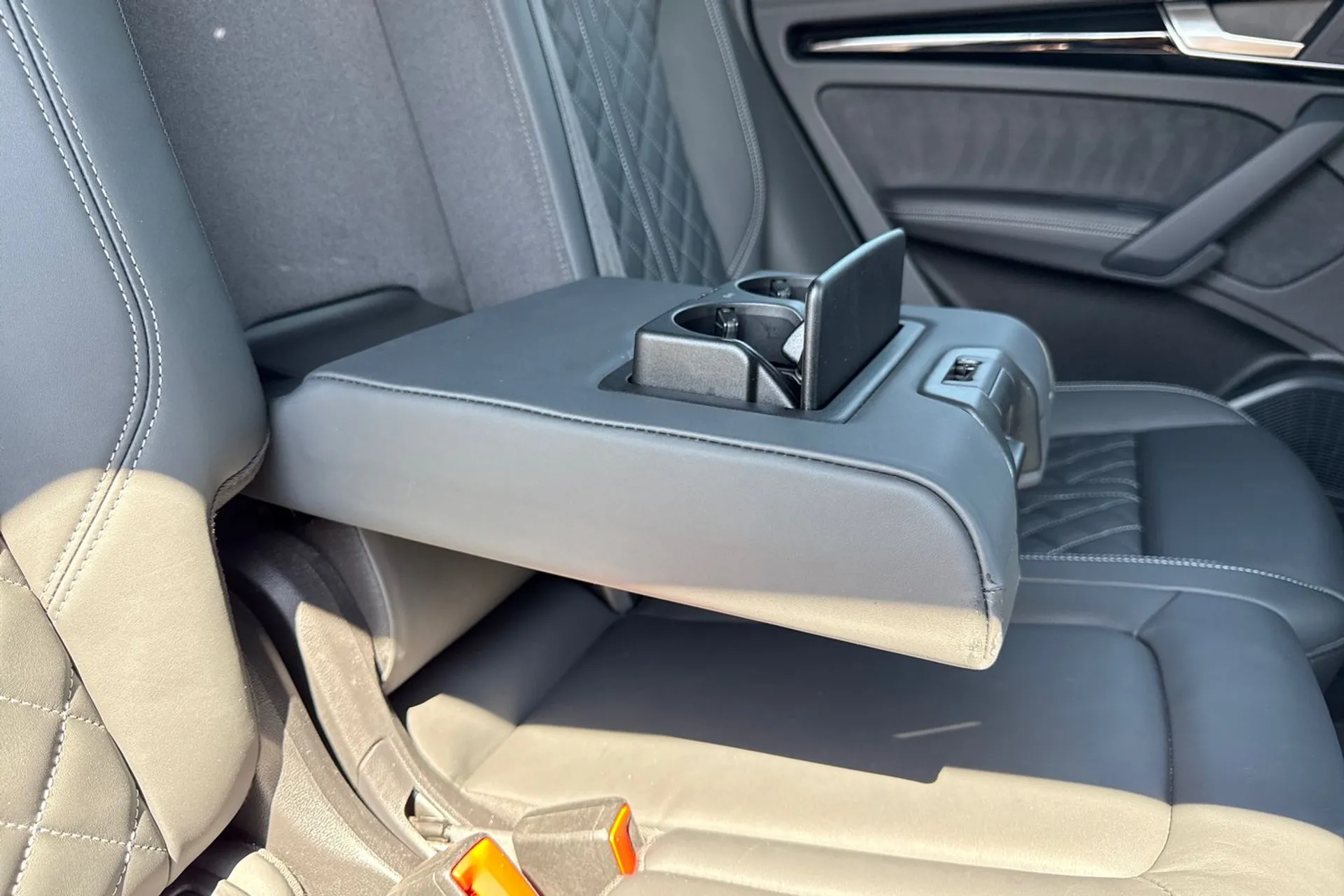Audi Q5 thumbnail image number 42