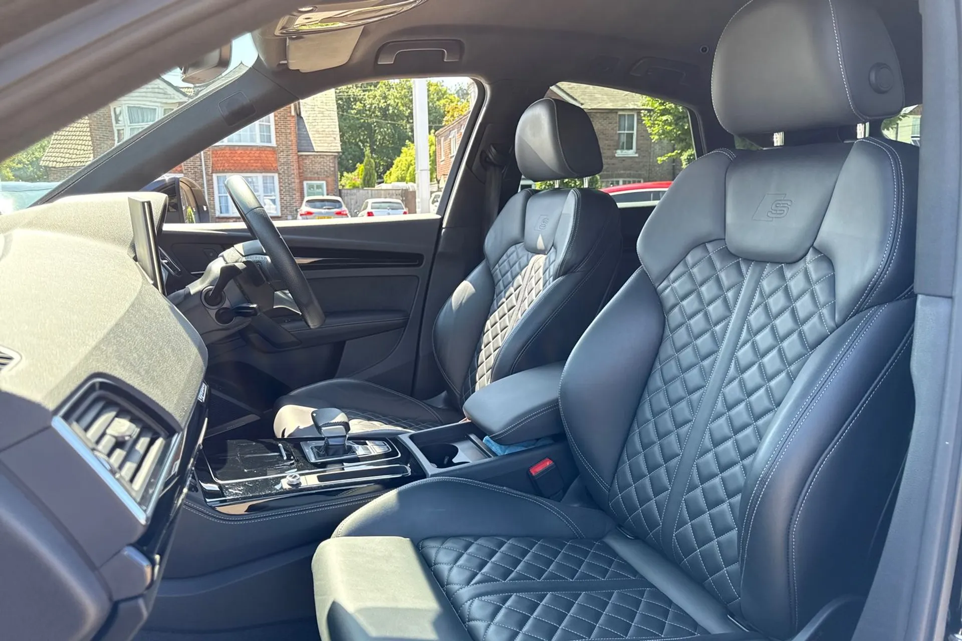 Audi Q5 thumbnail image number 29
